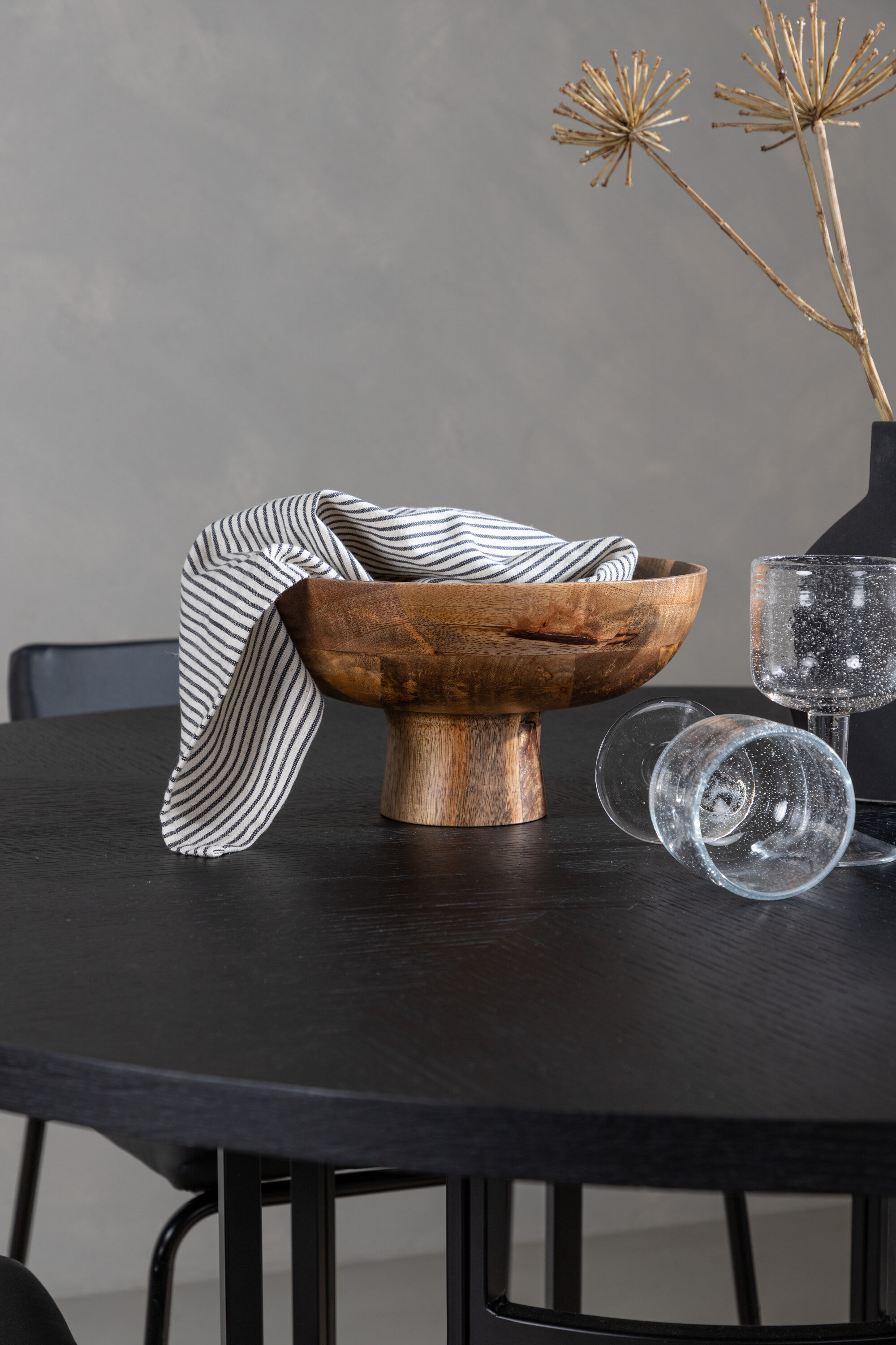 deLOHN Copenhagen, Kenth Kör alakú étkezőgarnitúra