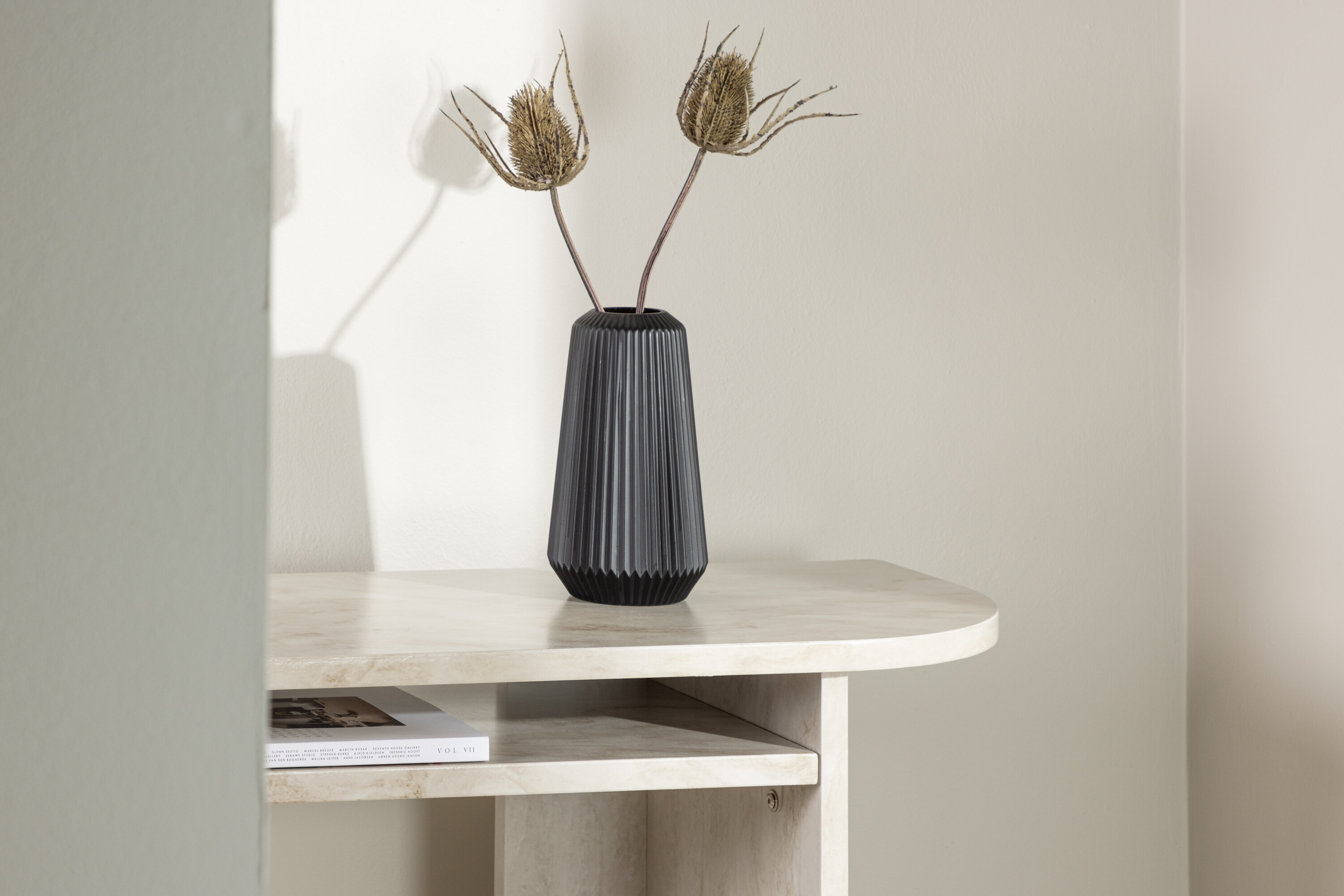 deLOHN Ålesund Kisasztal deLOHN Ålesund Kisasztal