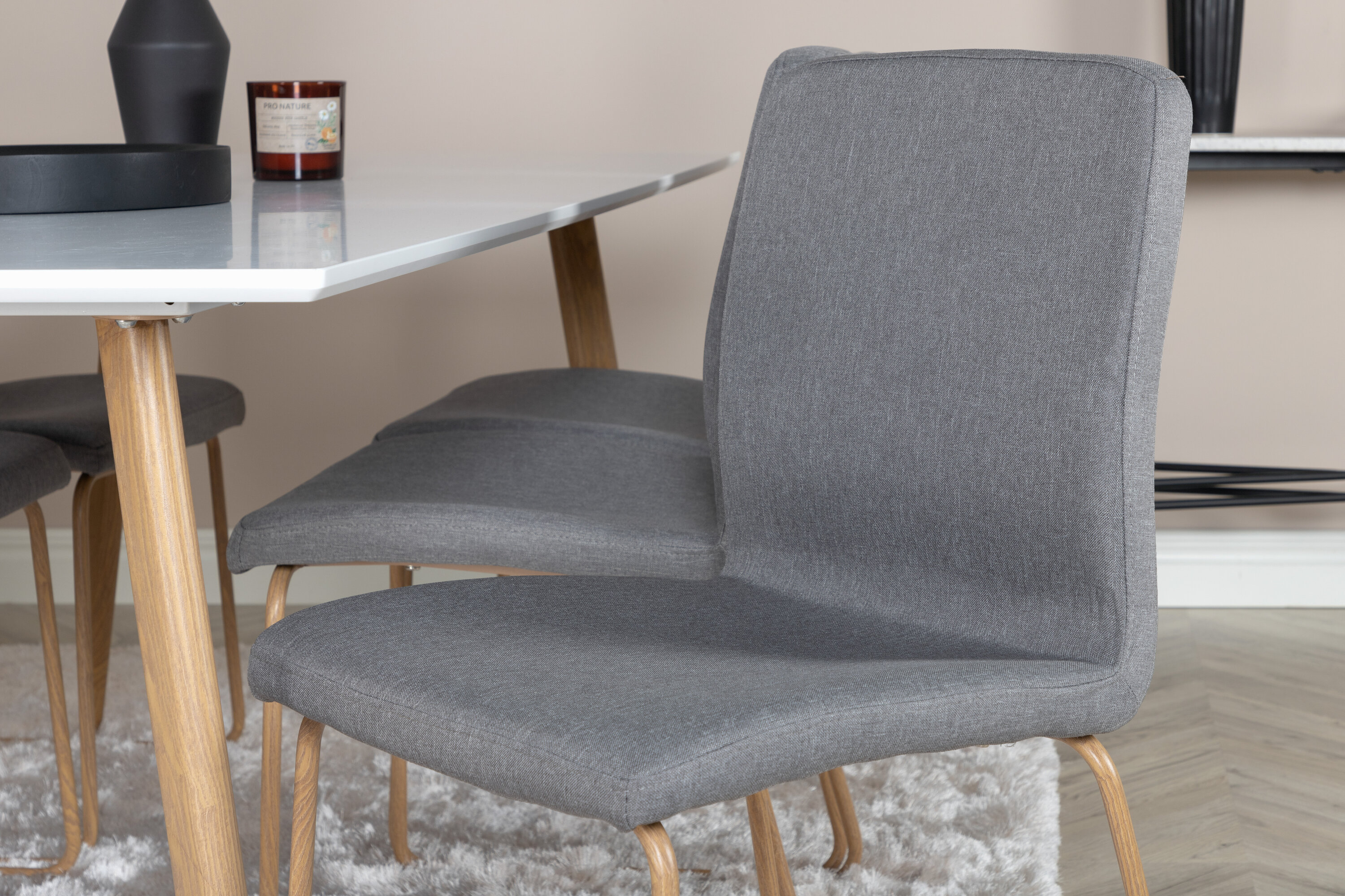 deLOHN Mace, Polar Téglalap alakú étkezőgarnitúra