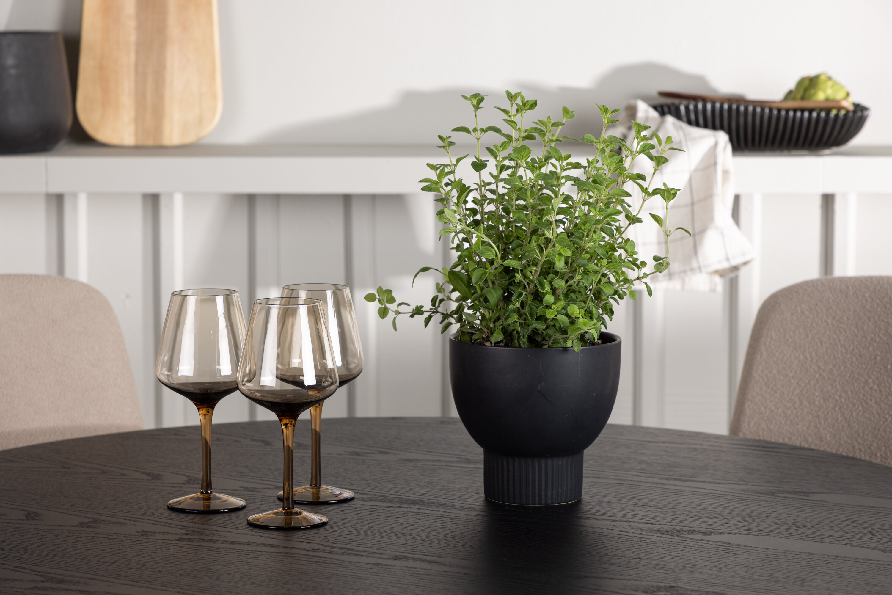 deLOHN Seda Kör alakú étkezőgarnitúra