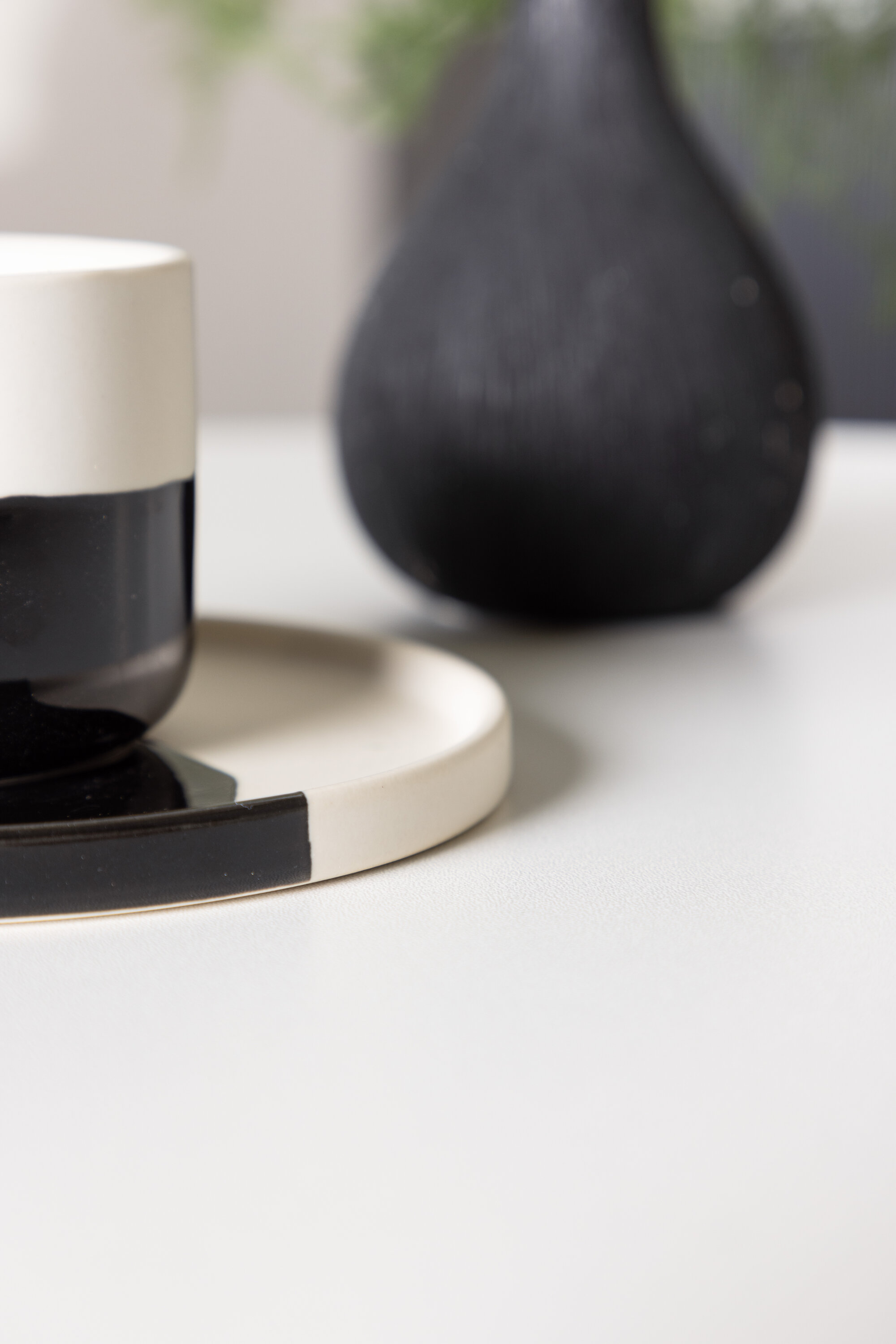 deLOHN Leonora Kerek étkezőasztal deLOHN Leonora Kerek étkezőasztal