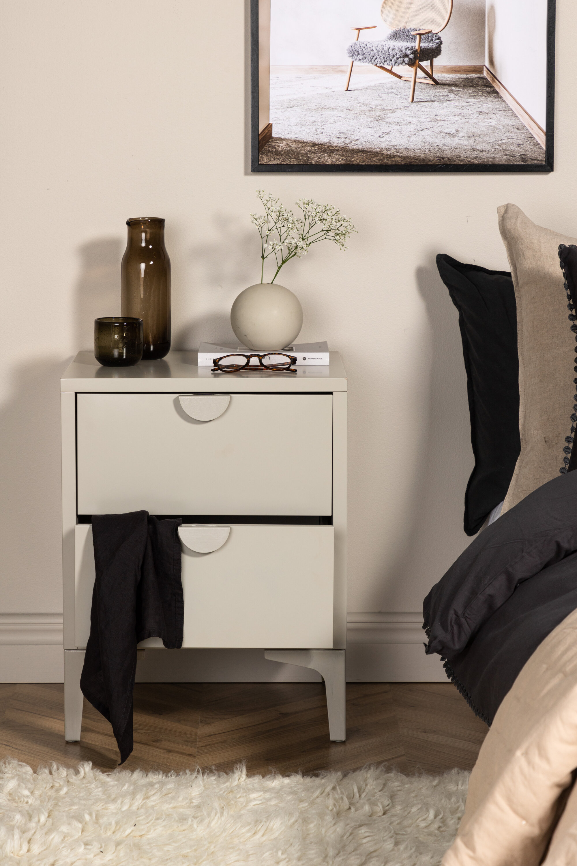 deLOHN Piring Komód