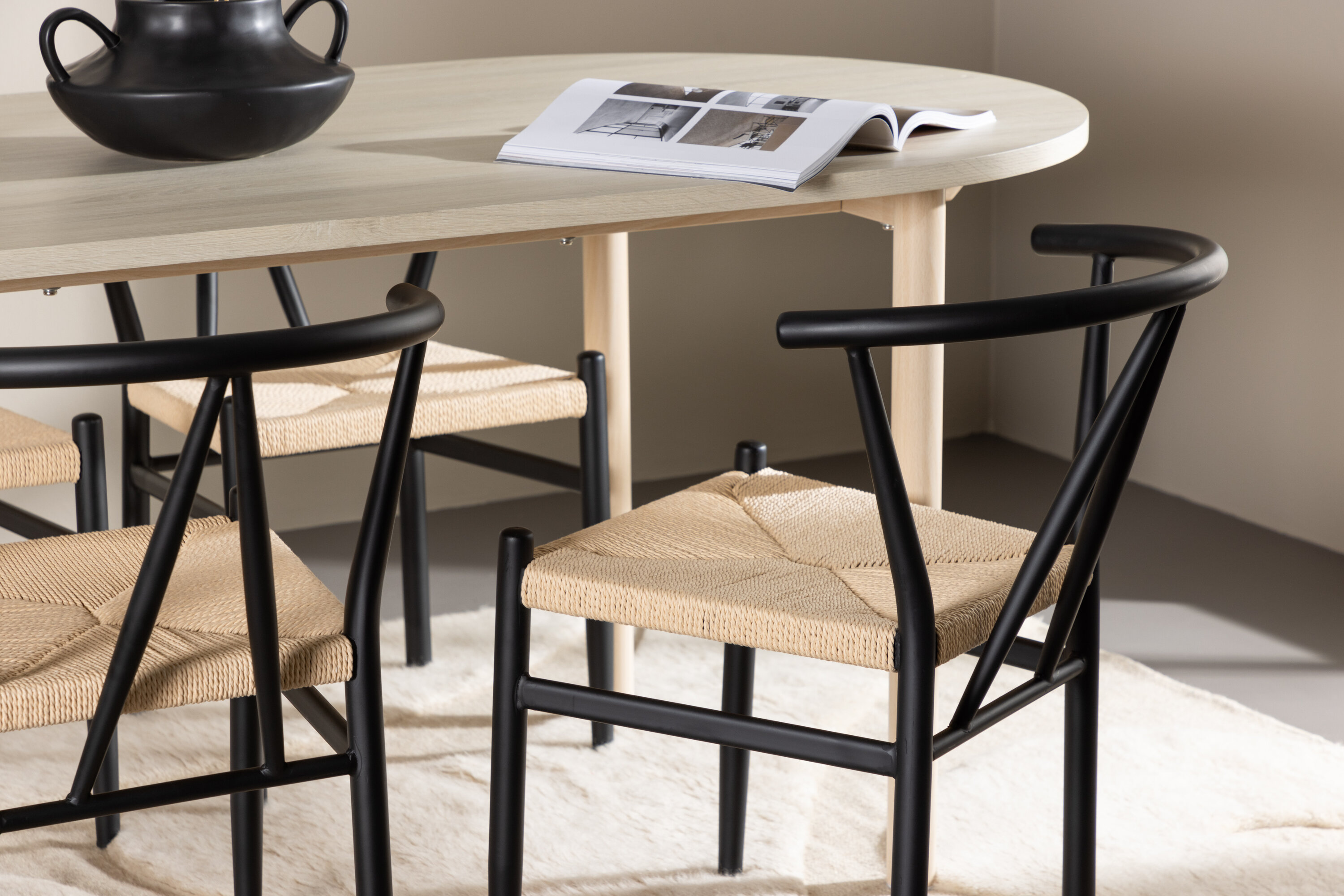 deLOHN Andy, Alfons Ovális étkezőgarnitúra