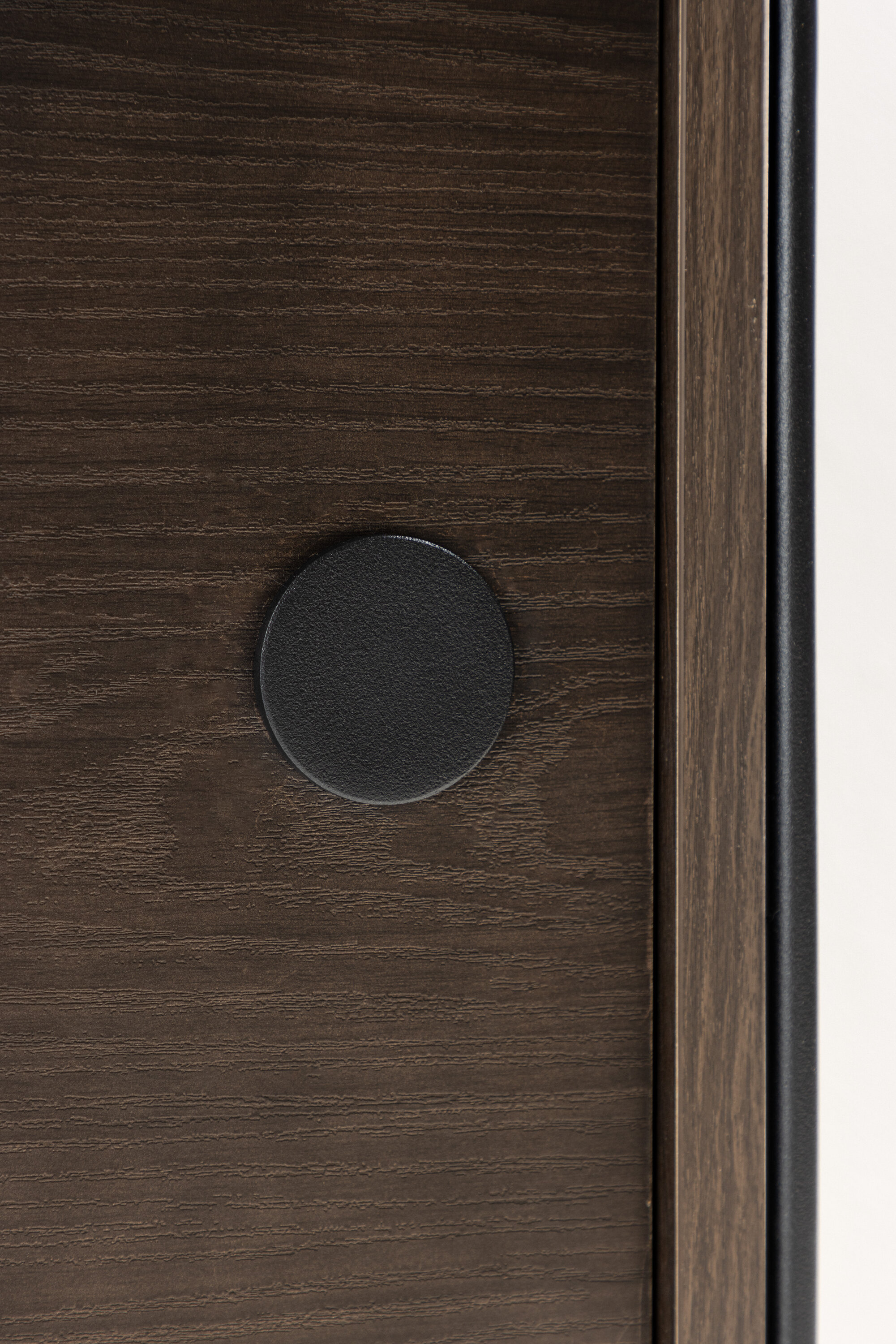 deLOHN Paris Tárolószekrény