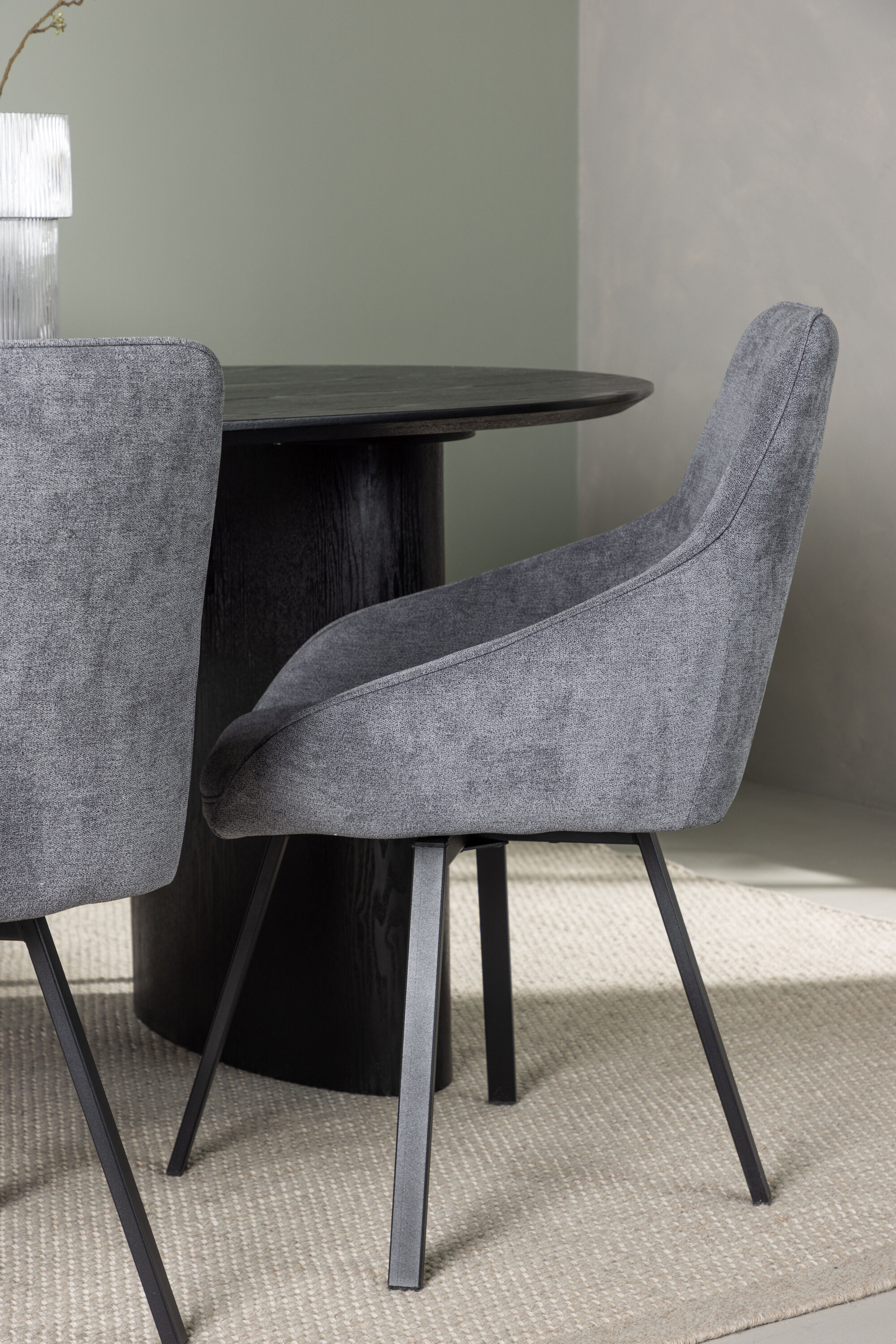 deLOHN Rosie Ovális étkezőgarnitúra deLOHN Rosie Ovális étkezőgarnitúra