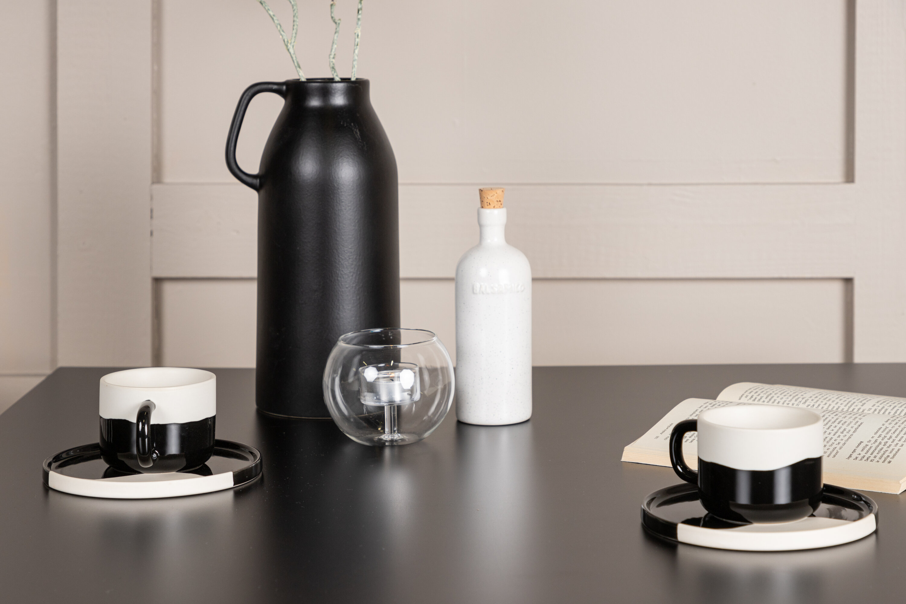 deLOHN Tempe, Dyrön Téglalap alakú étkezőgarnitúra deLOHN Tempe, Dyrön Téglalap alakú étkezőgarnitúra