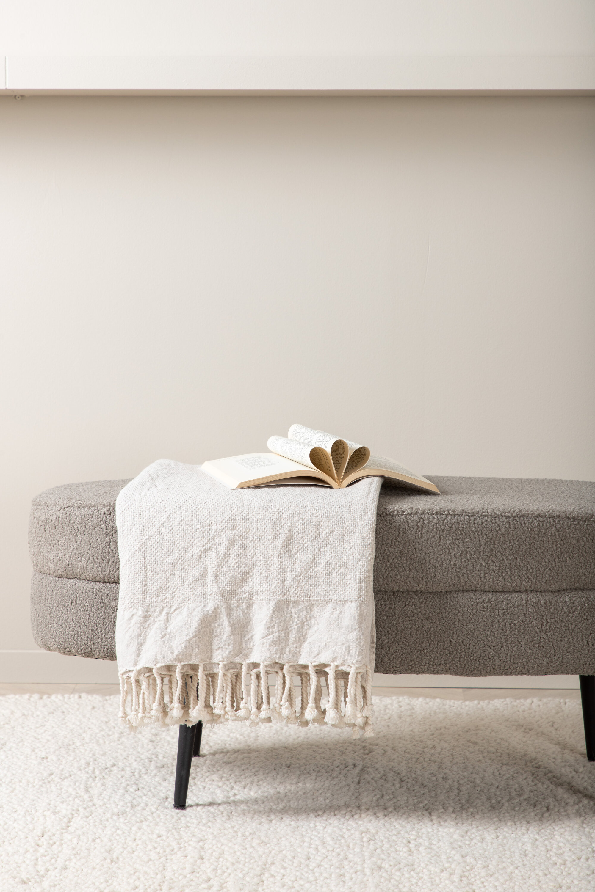 deLOHN Otto Lábtartós puff