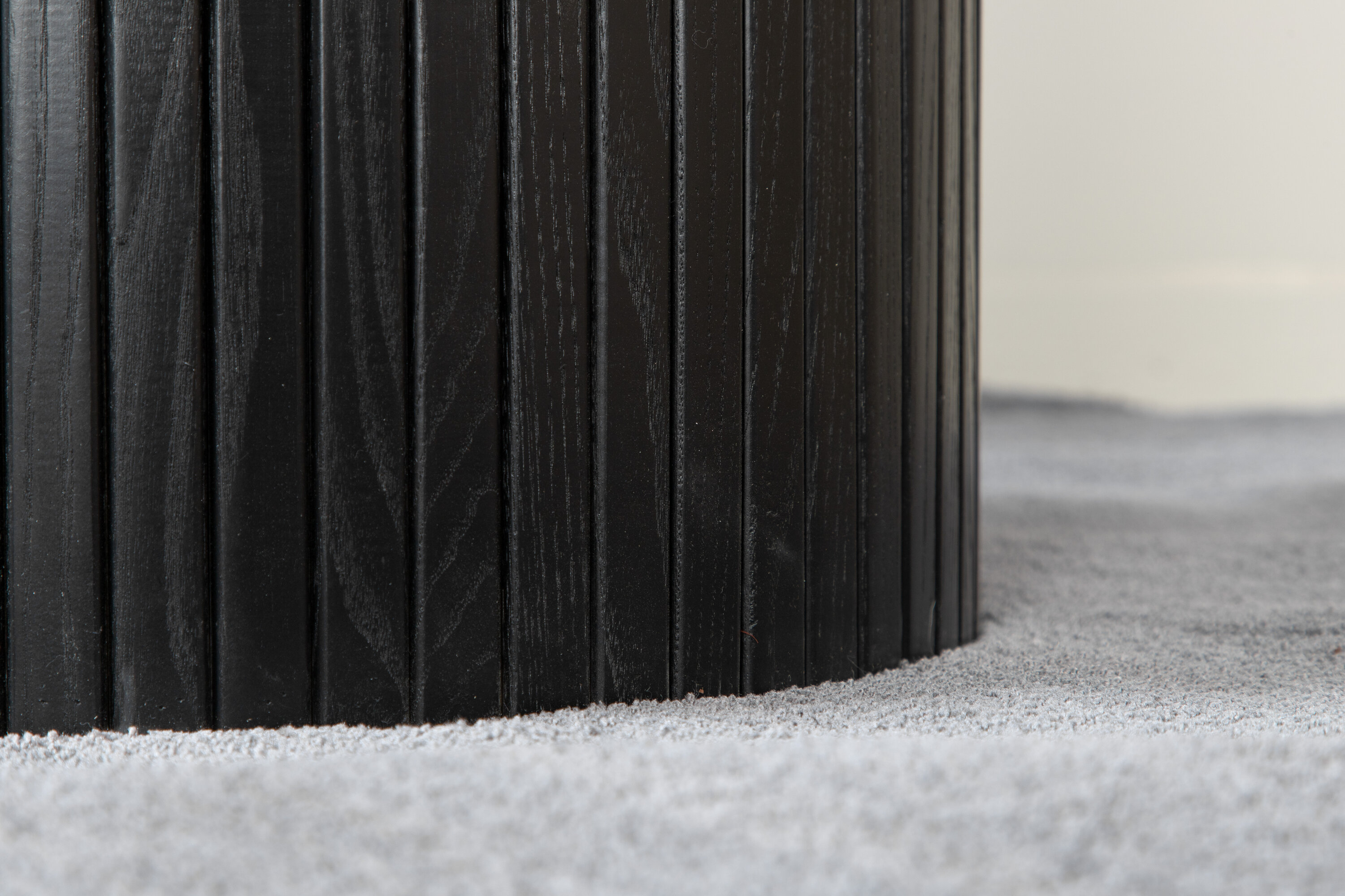 deLOHN Bianca Kerek étkezőasztal deLOHN Bianca Kerek étkezőasztal