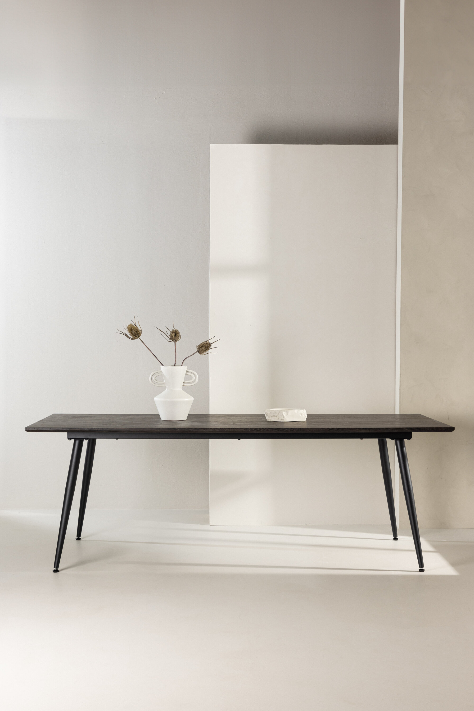 deLOHN Keholmen Téglalap alakú étkezőasztal