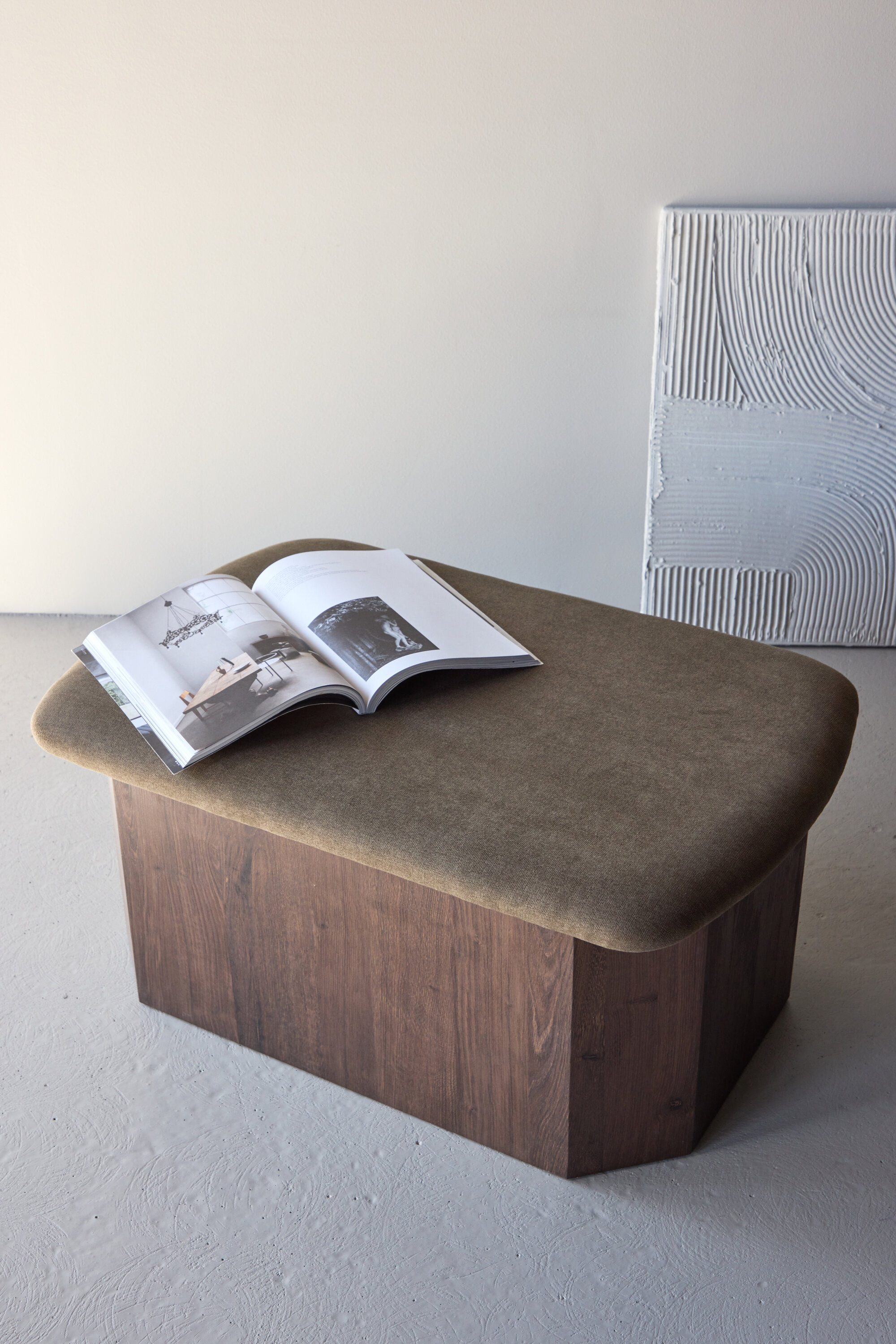 deLOHN Todd Lábtartós puff