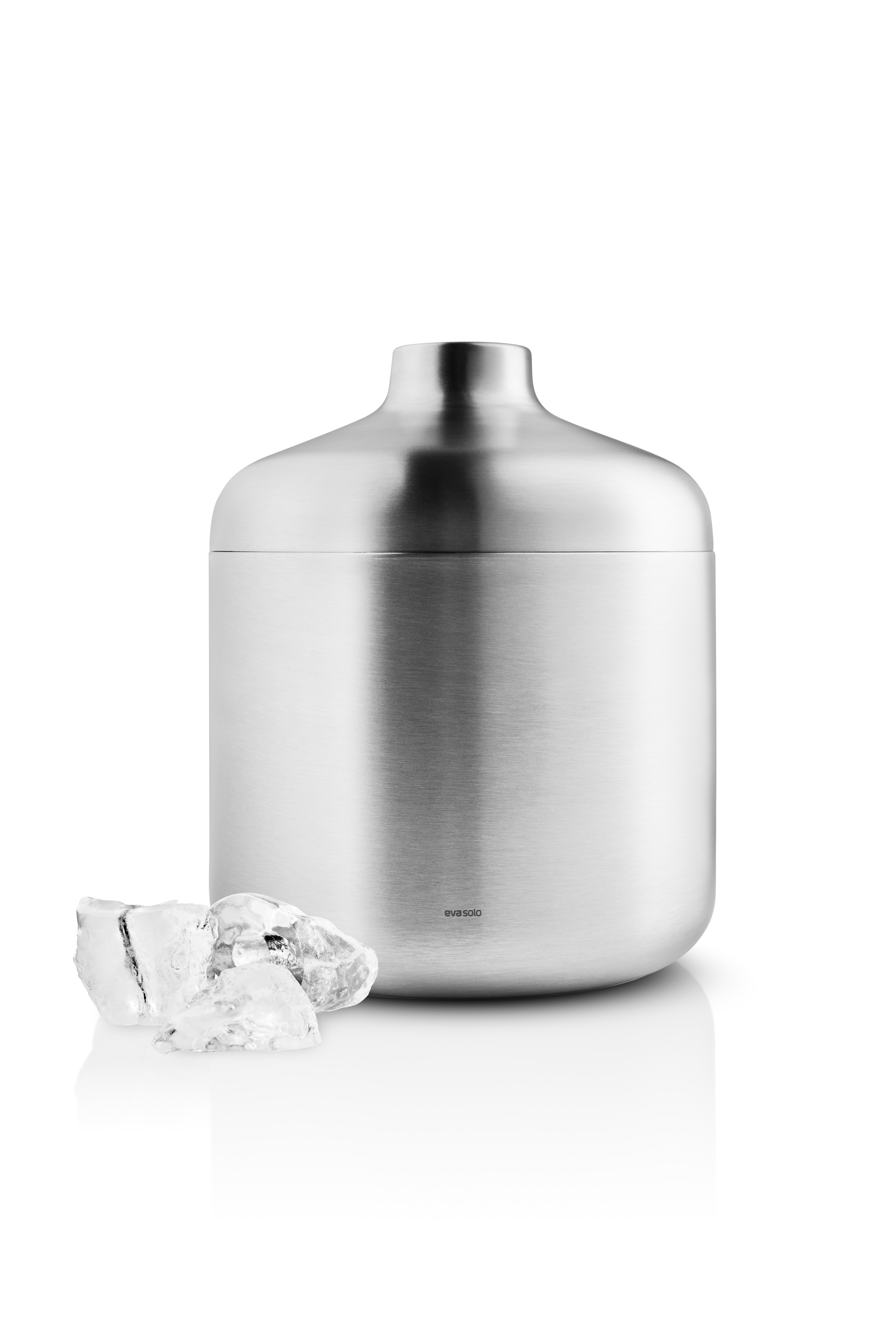 Liquid Lounge Insulated Ice Bucket with Scoop