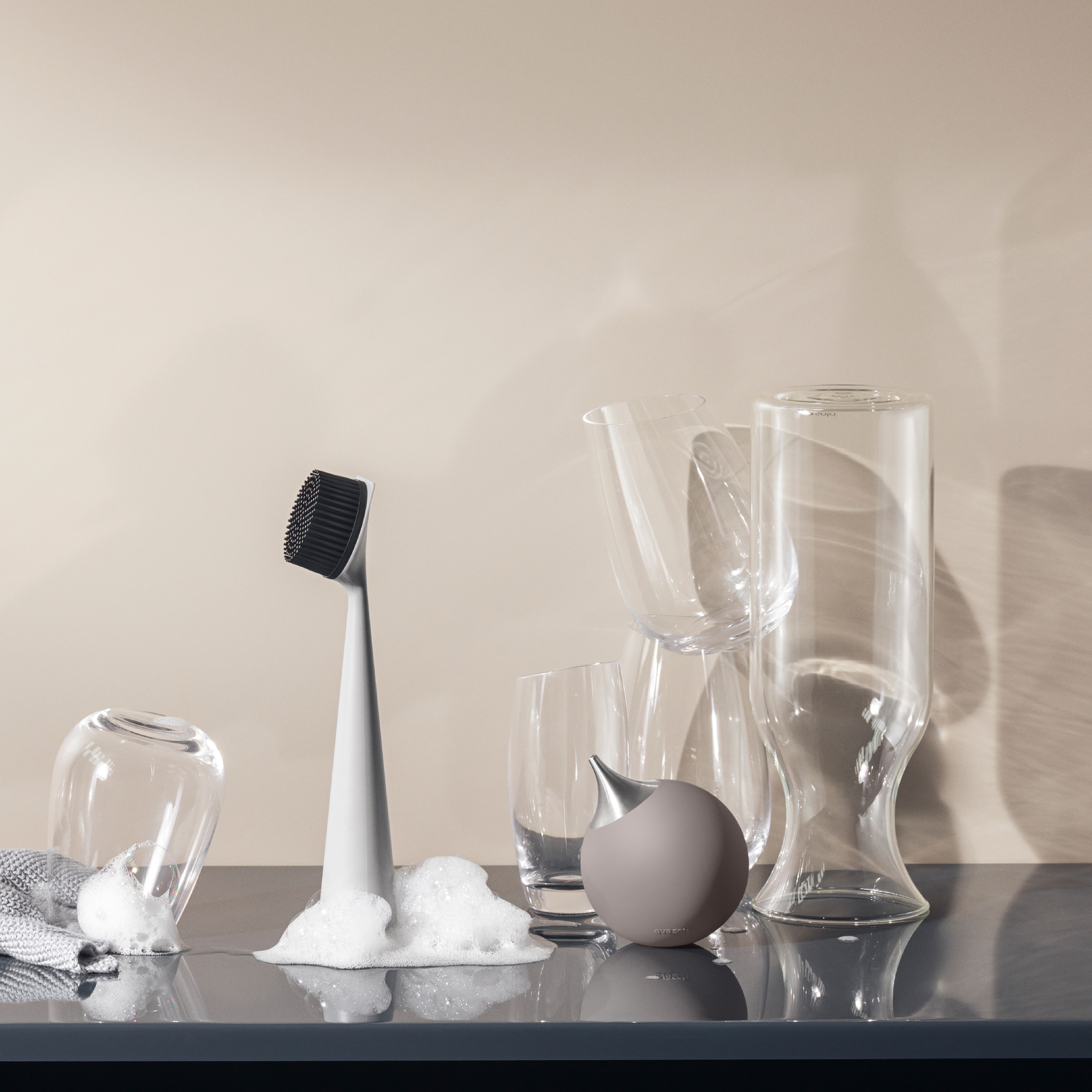 Soap dispenser - Silicone - Elephant grey