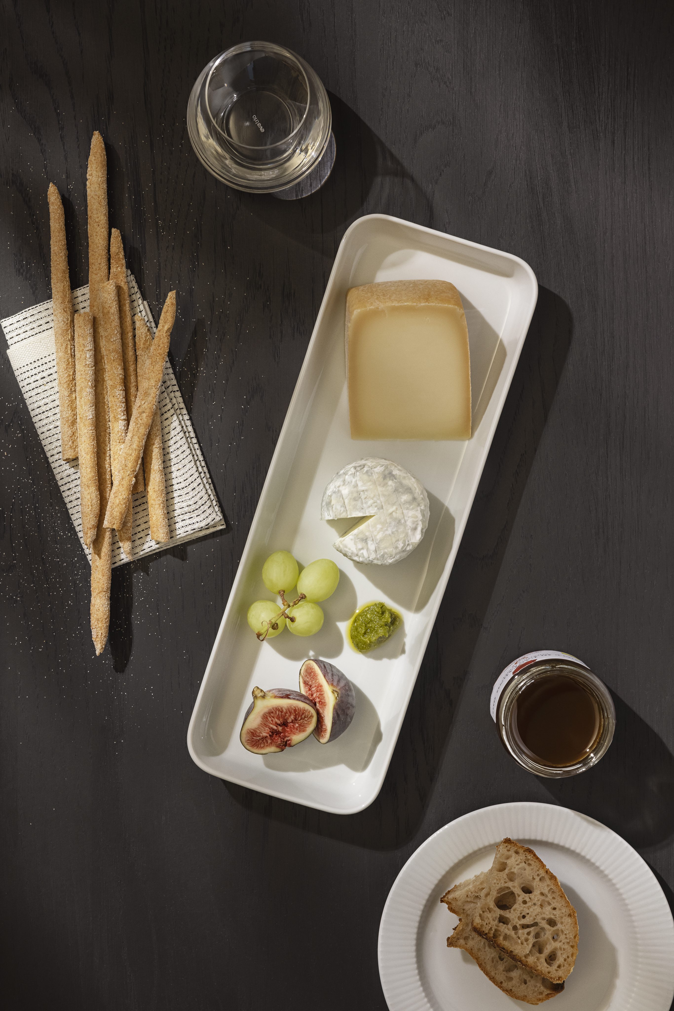 Legio Nova Serving dish 37x13 cm