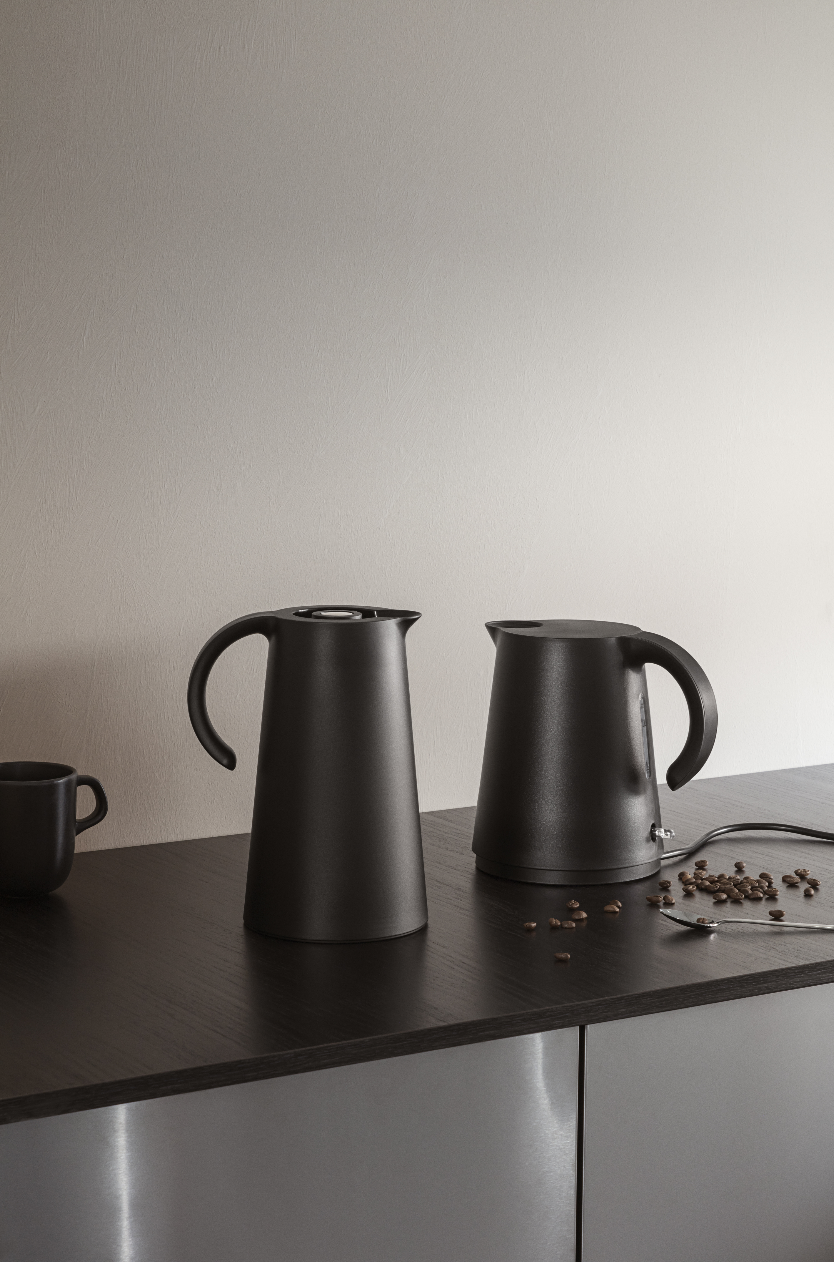 Rise vacuum jug - 1 liter - Black