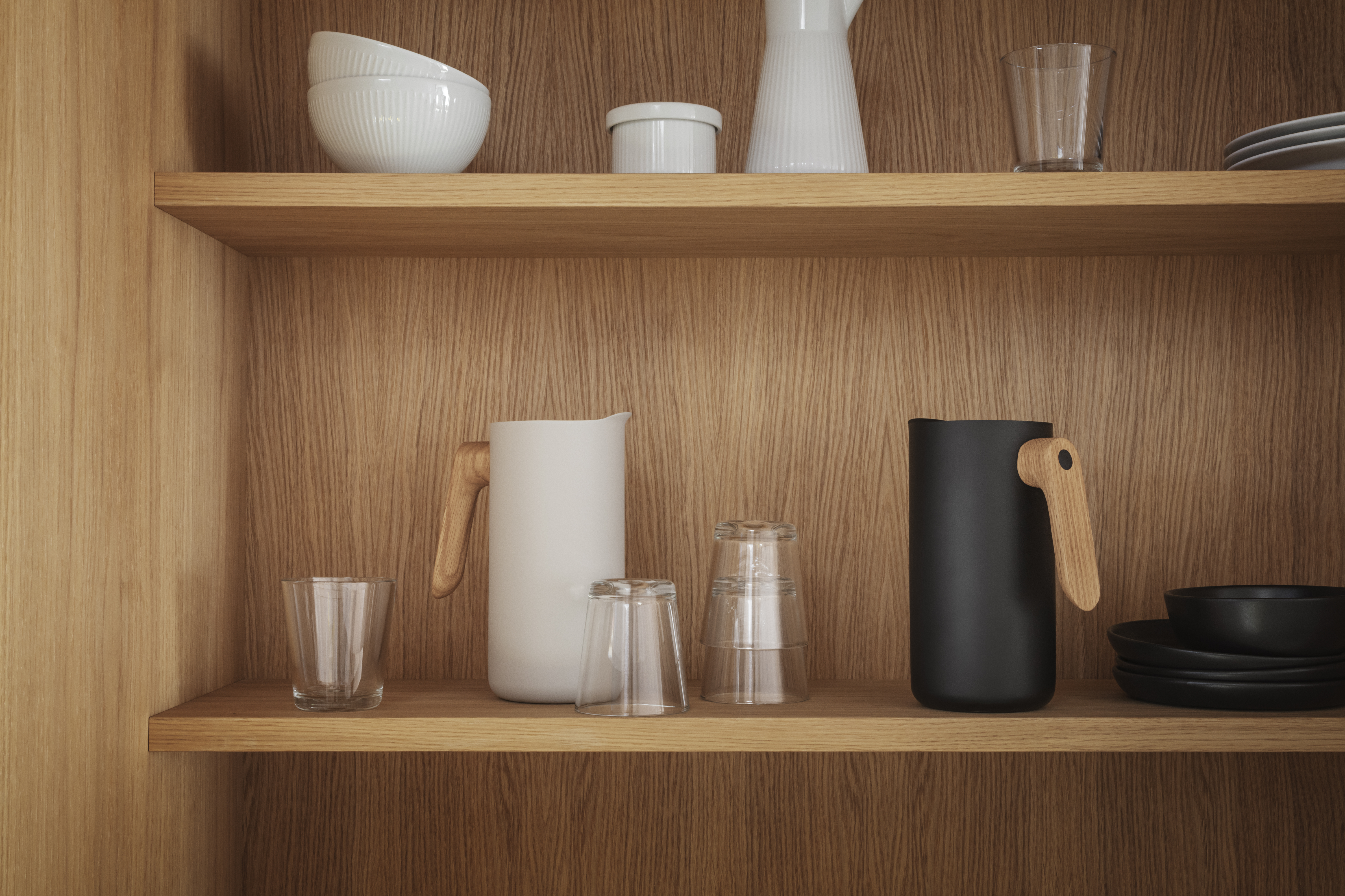 Nordic kitchen jug - 1.4 l - Black