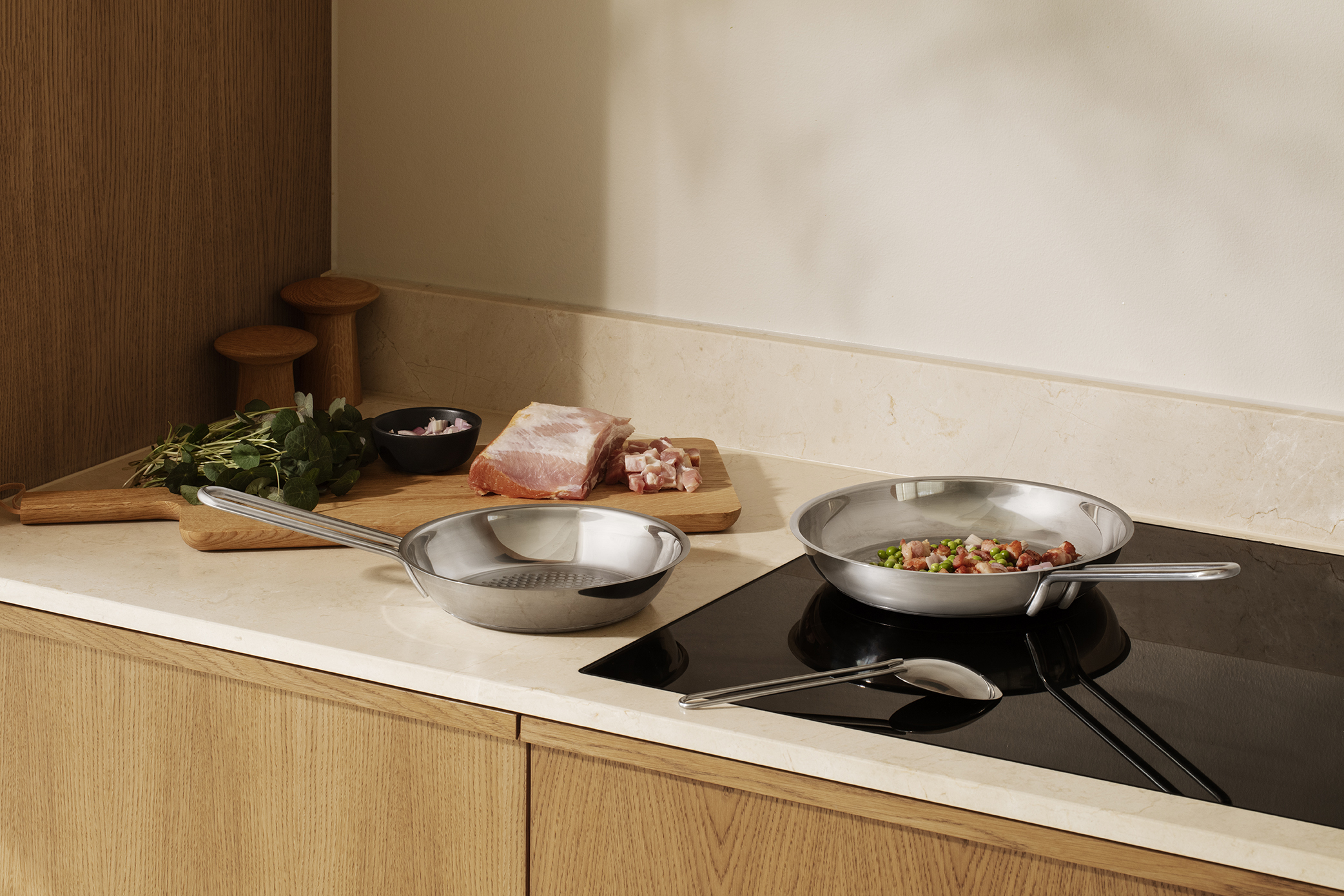 Honeycomb frying pan - 24 cm