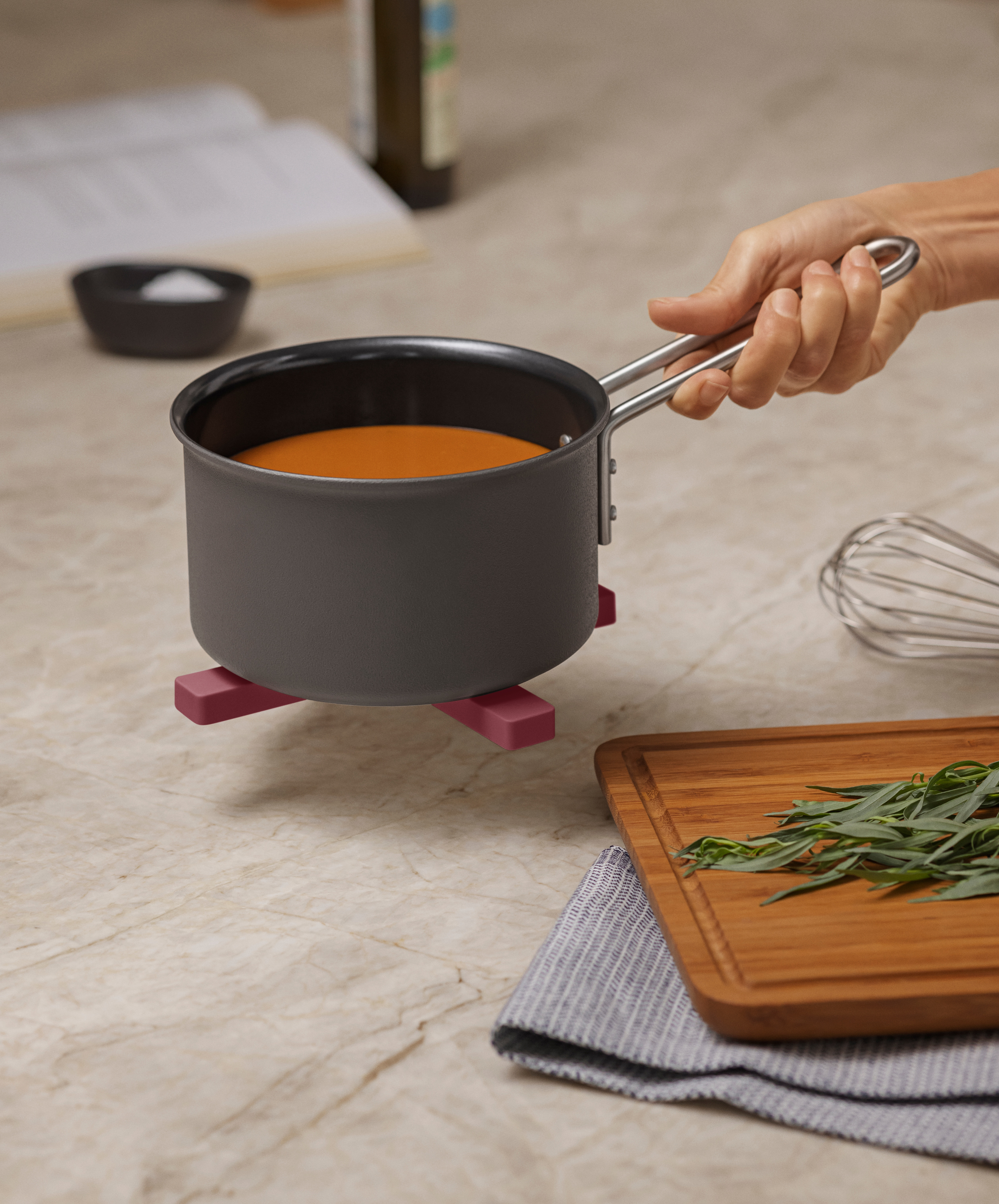 Magnetic trivet Ruby