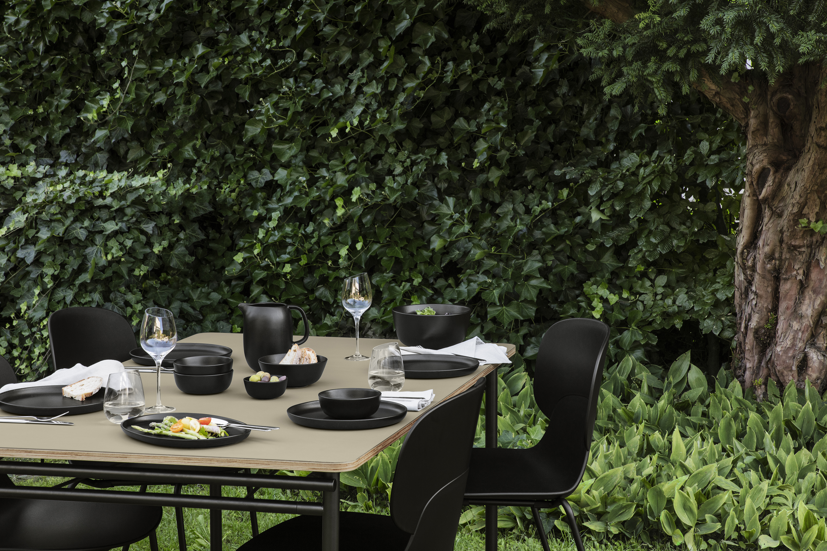 Nordic kitchen oval tallrik - 32 cm