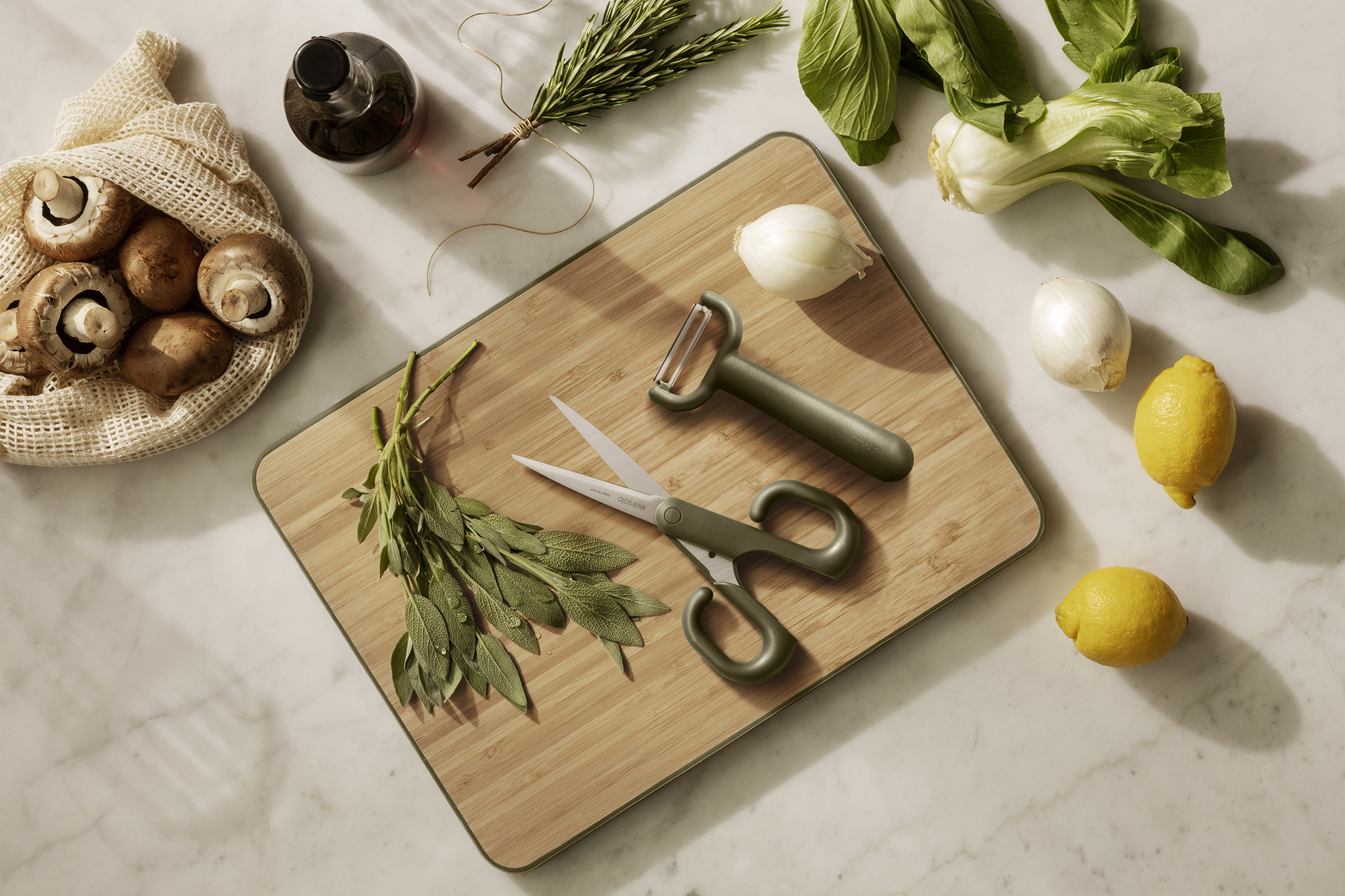 Green tools vegetable peeler