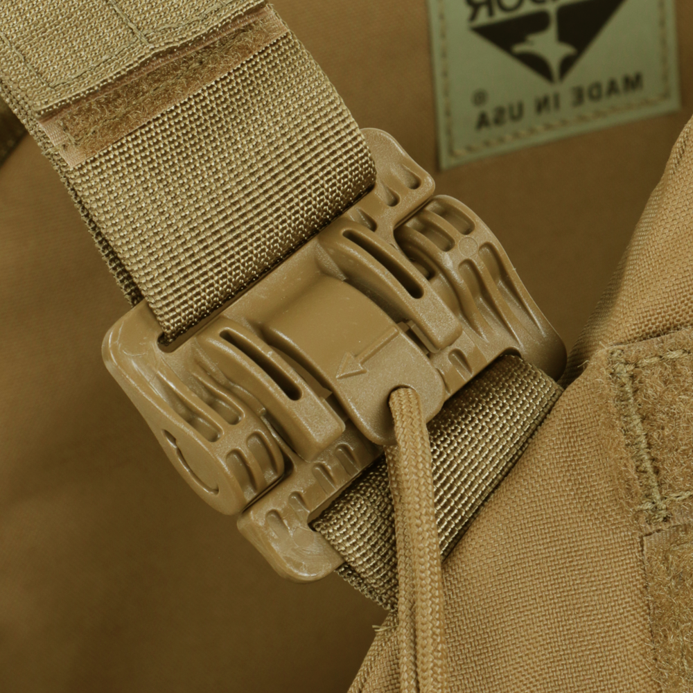 Image of quick release buckle on the shoulder strap
