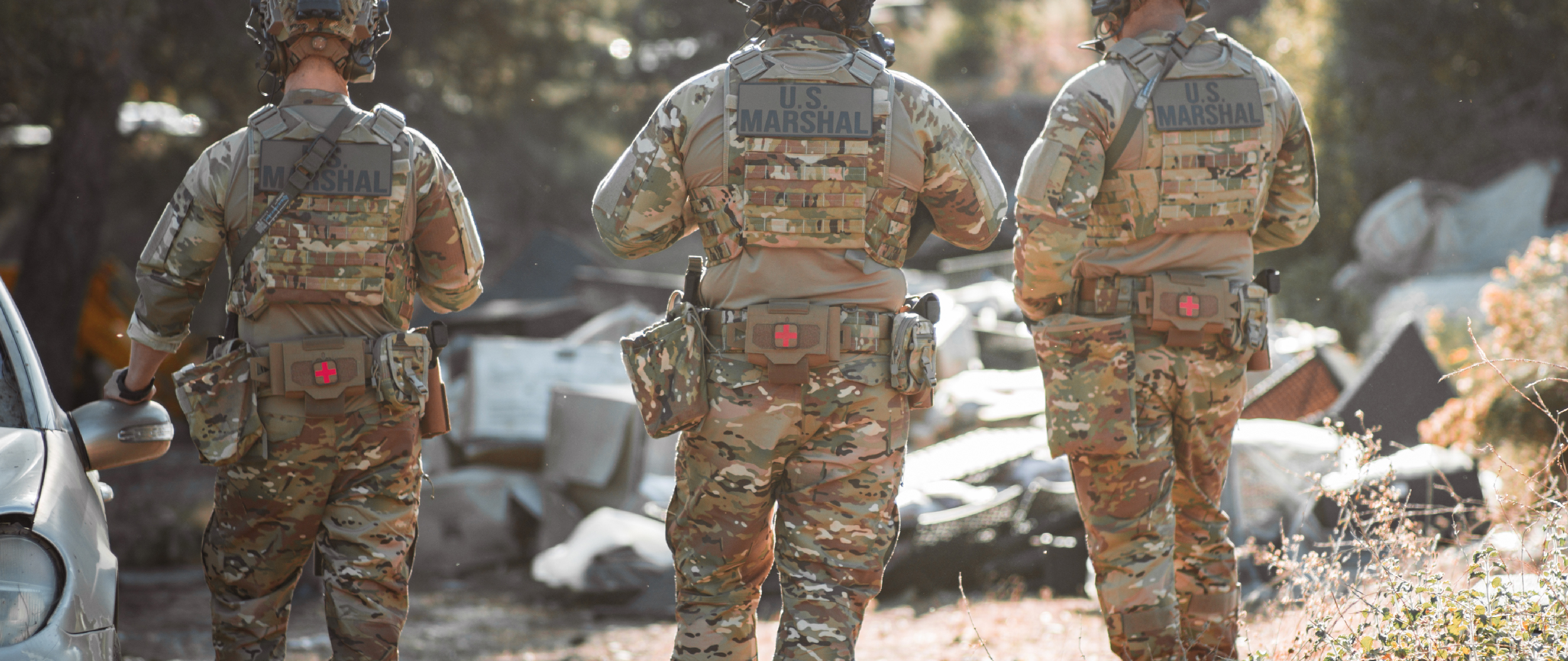 Image of the roll up dump pouch belt mounted