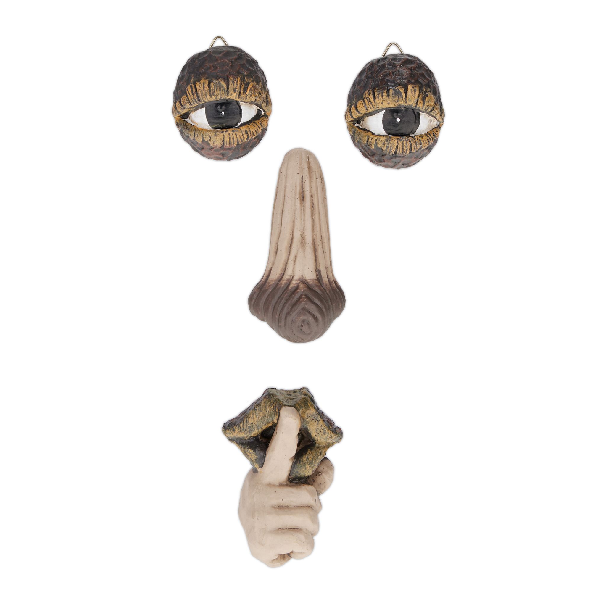 Baumgesicht mit Ruhe-Geste Beige-Braun-Schwarz