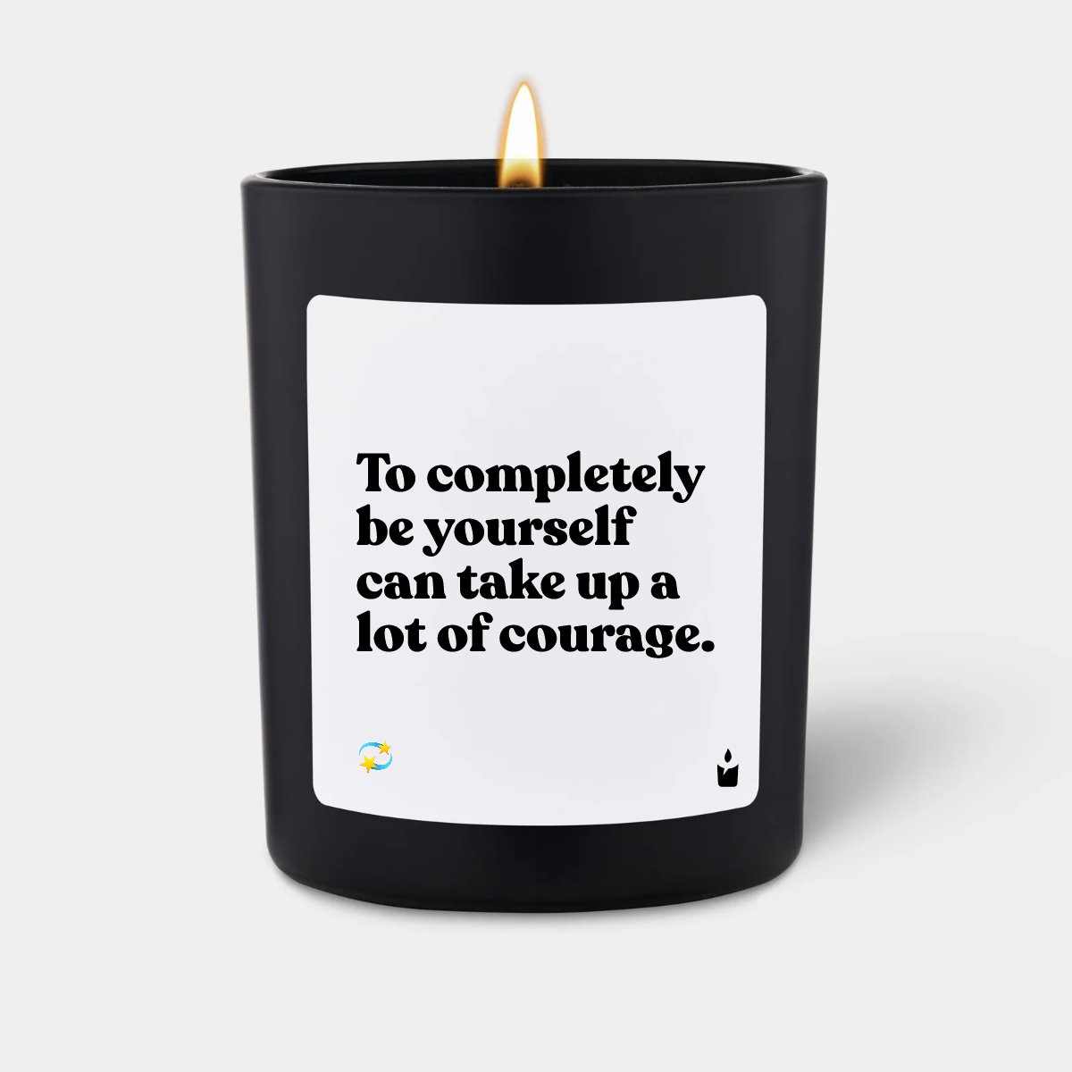 Duftkerze Schwarz Woody To completely be yourself can take up a lot of courage.