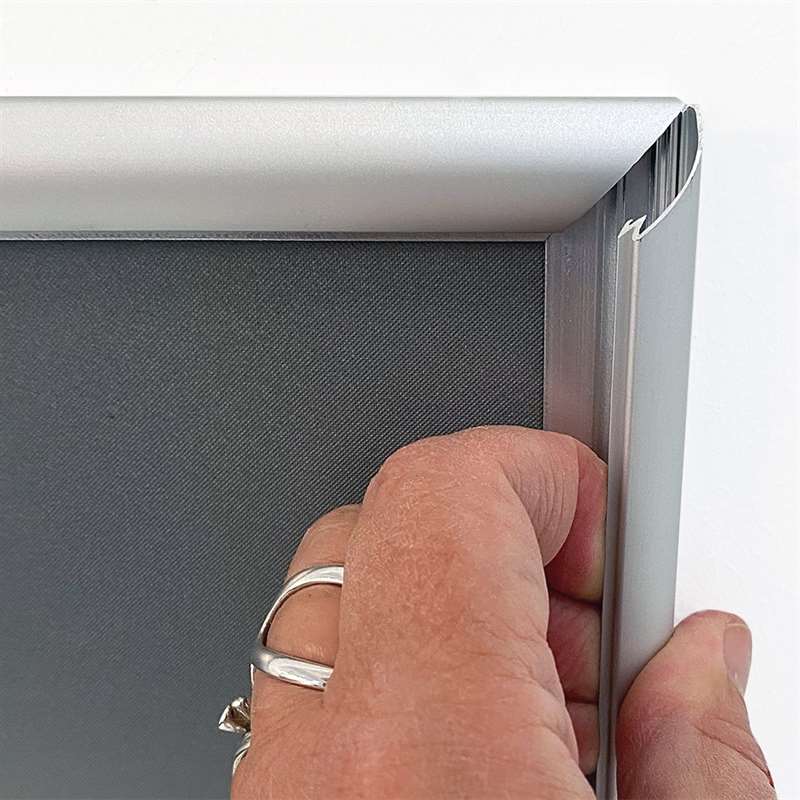 DSI Klikramme med 17mm aluminium profil, sølv - A4, Model 299
