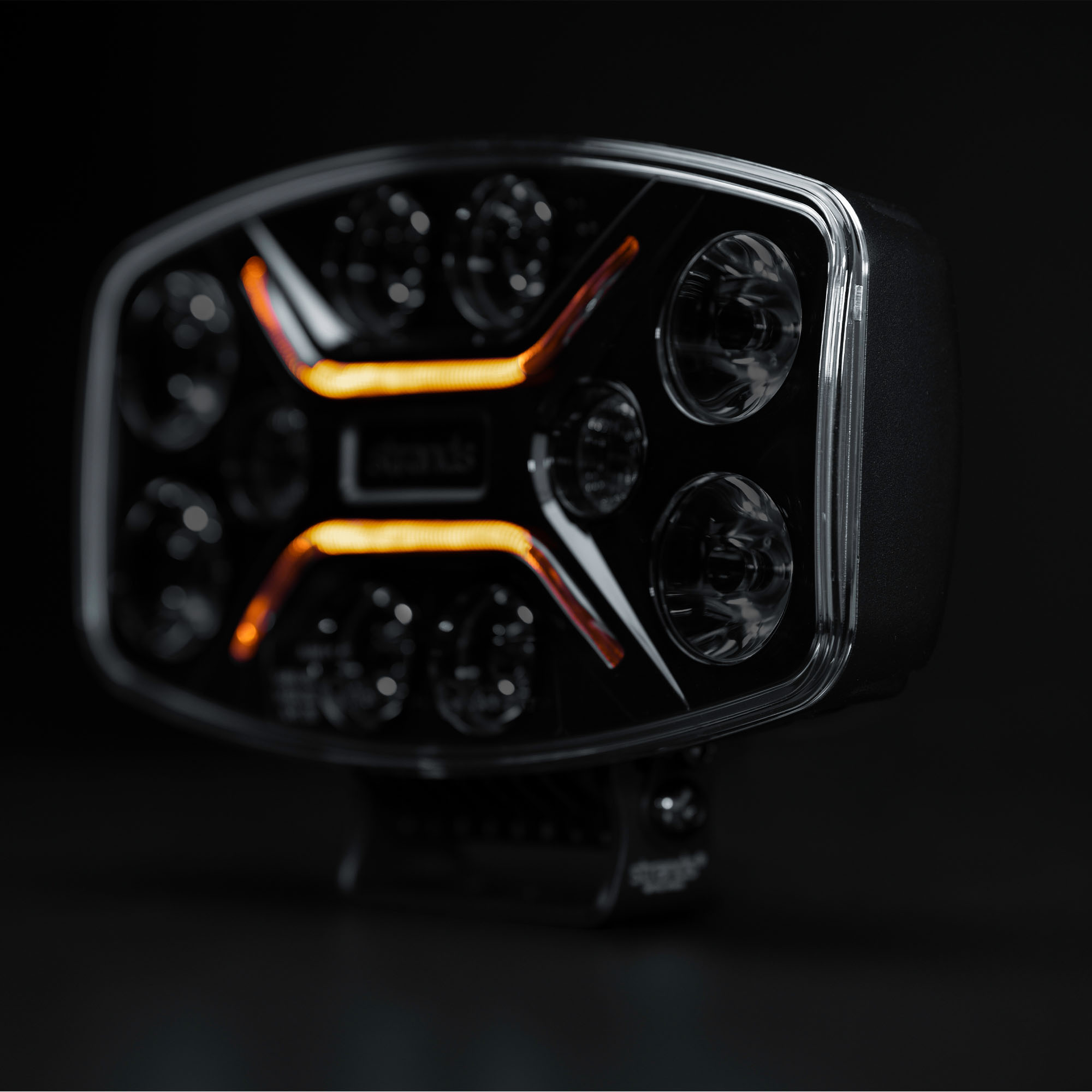 DARK KNIGHT INSANE DRIVING LIGHT OVAL - Strands