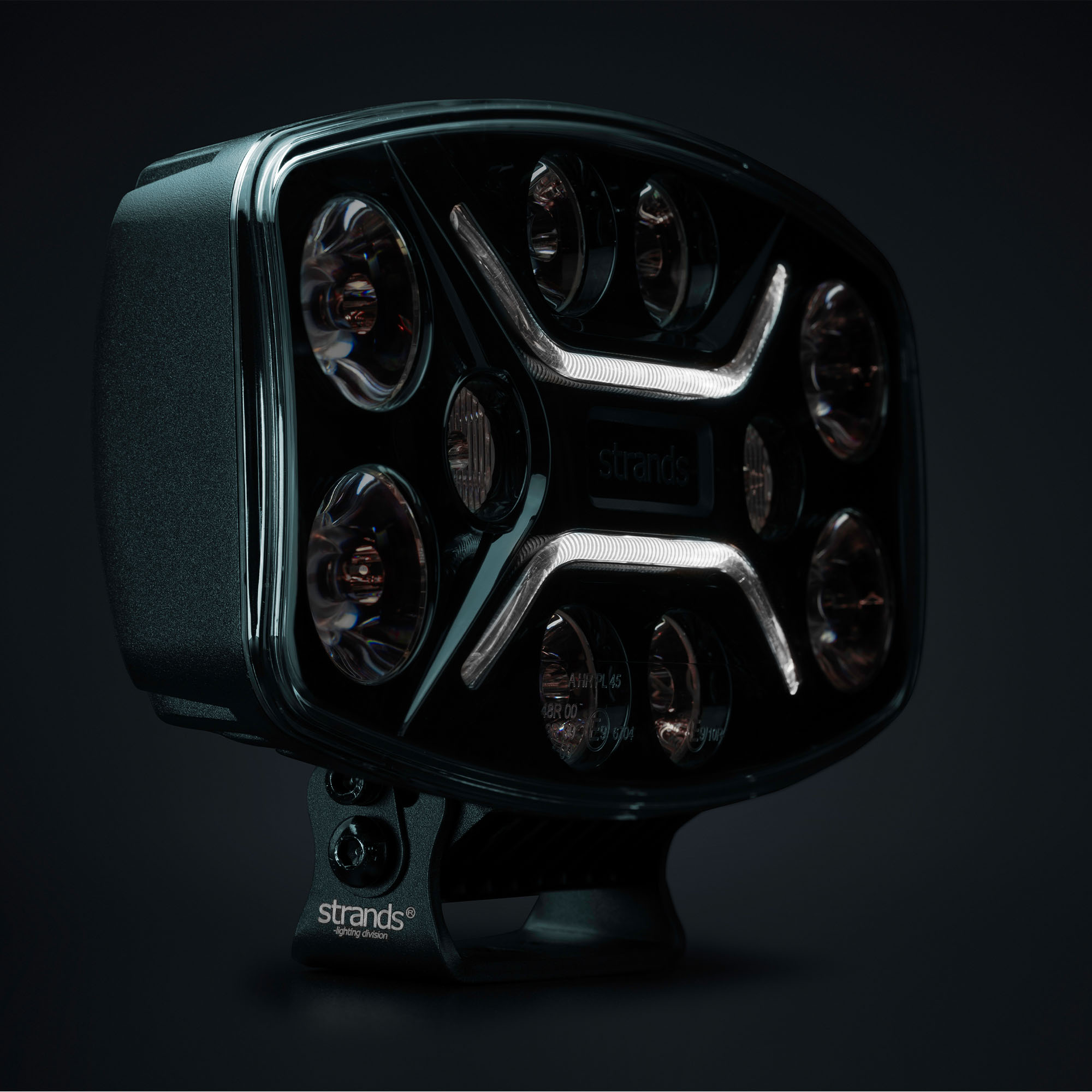 DARK KNIGHT INSANE DRIVING LIGHT OVAL - Strands