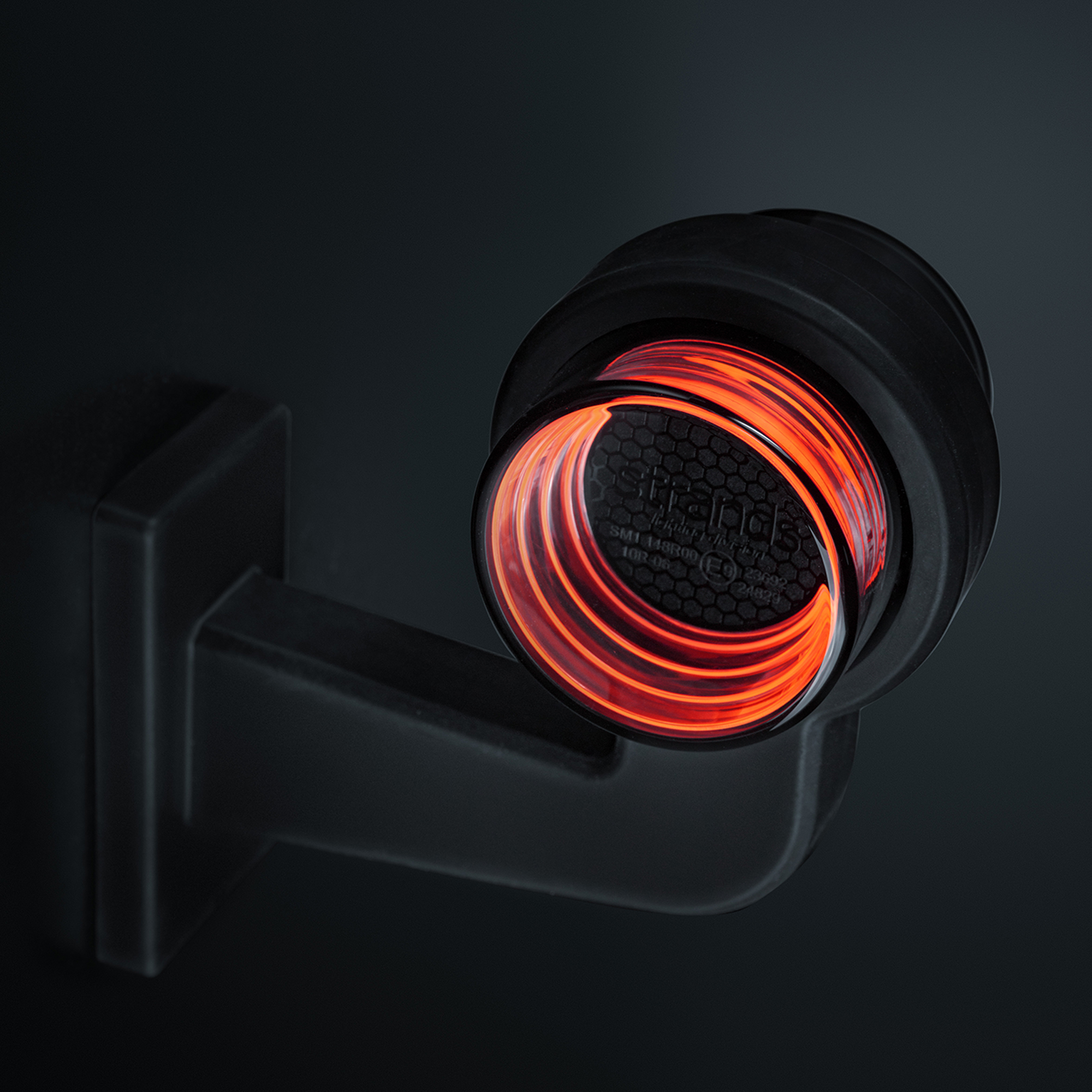FOR9T GEO RED POSITION LIGHT - Strands