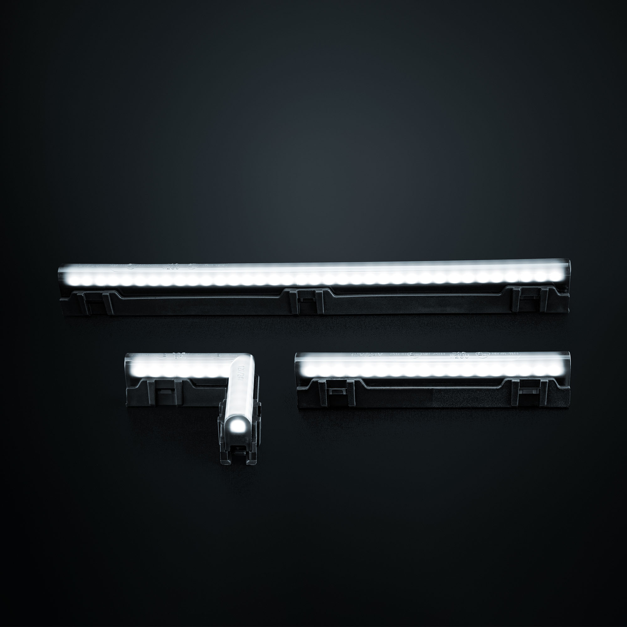 FREEDOM DARK LINE CORNER POSITION LIGHT WHITE