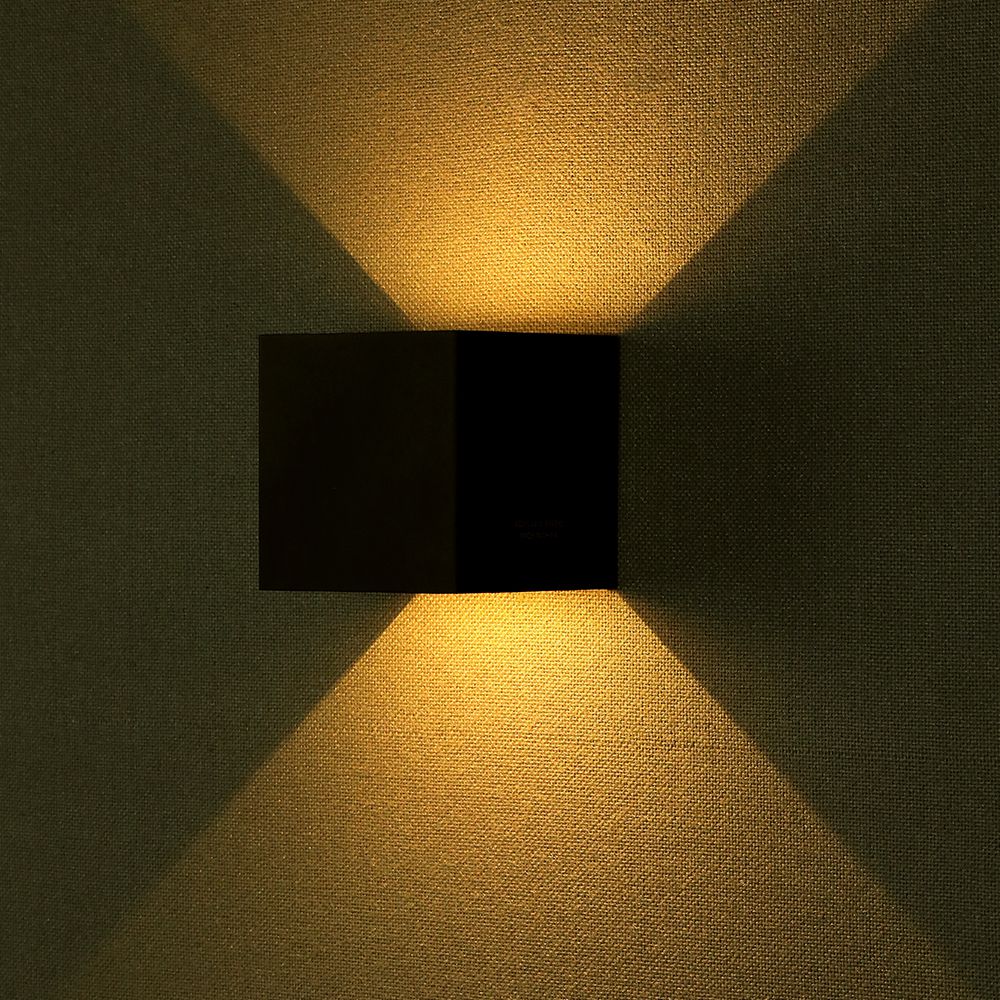 5W Wall Lamp With Bridglux Chip Black Body Square IP65 3000K img 1