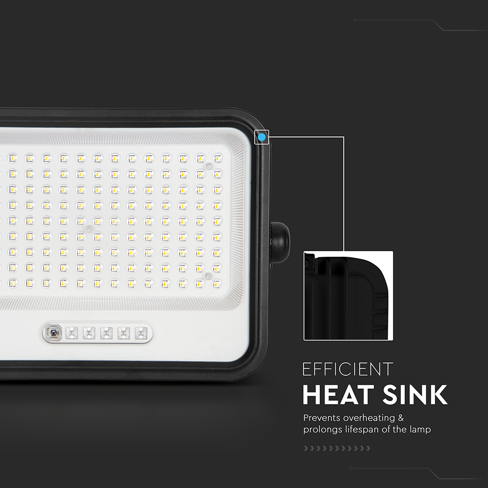 300W LED Solar Floodlight 2000K-8000K Black Body Battery Indicator img 1