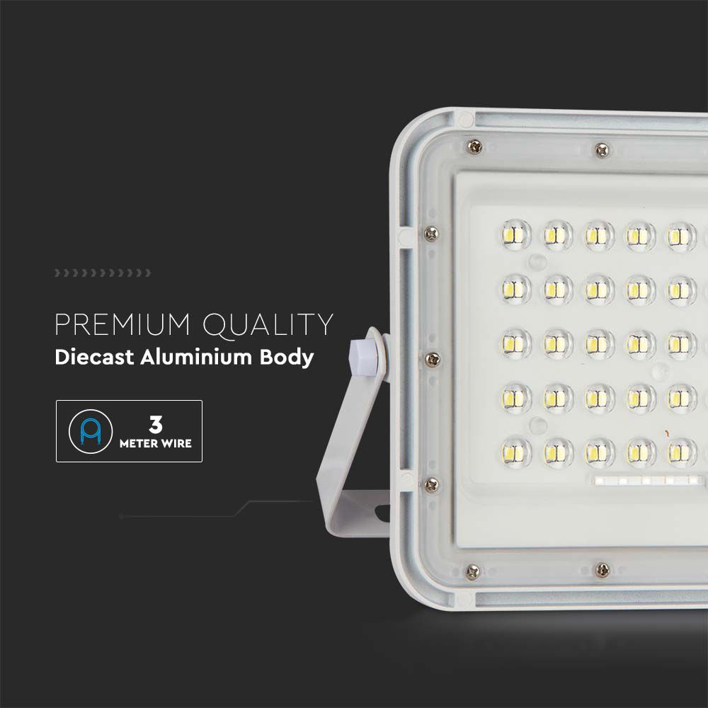Faro LED con Telecomando e Pannello Solare 10W Batteria sostituibile Cavo da 3m Colore Bianco  img 4