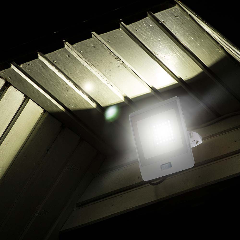 30W LED PIR Sensor Floodlight SAMSUNG CHIP White Body 4000K 1M Cable img 1