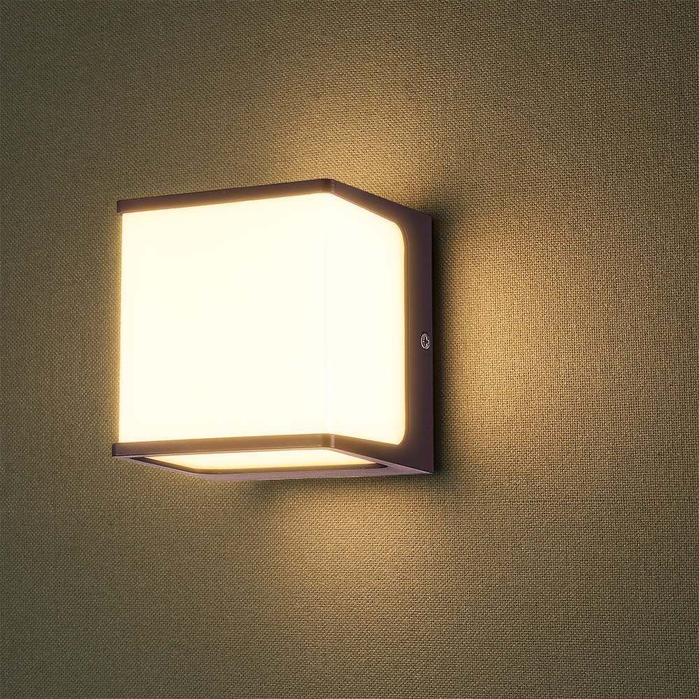 Lampada LED da Muro a Lanterna 8W Classica Colore Marrone 3000K IP65