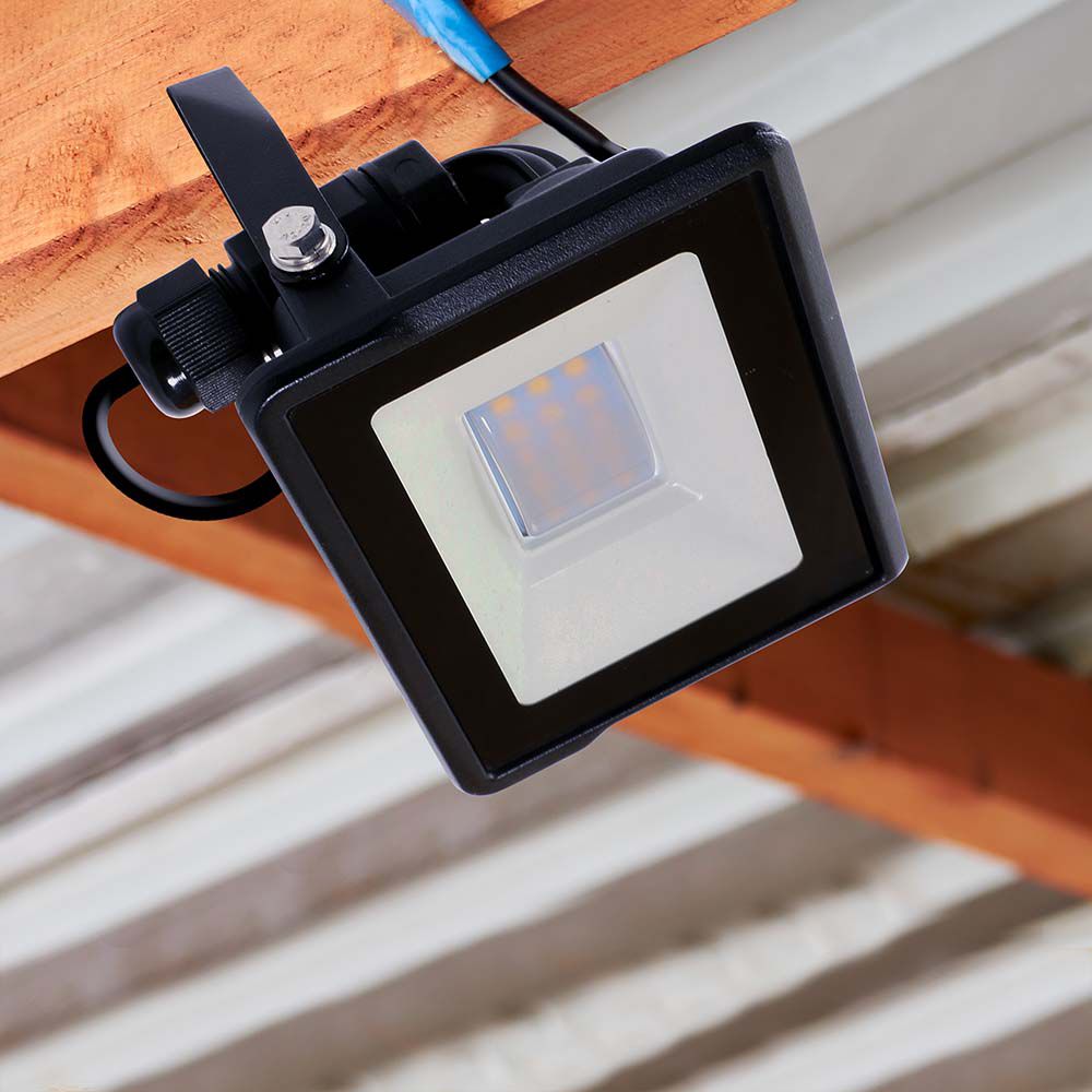 20W LED Floodlight SAMSUNG CHIP Black Body 6400K