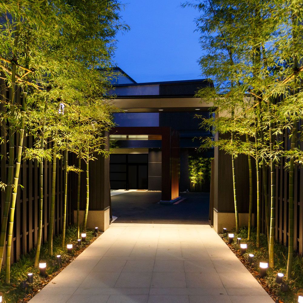 10W LED Wall Light Black Body 25cm Height CREE CHIP 3000K