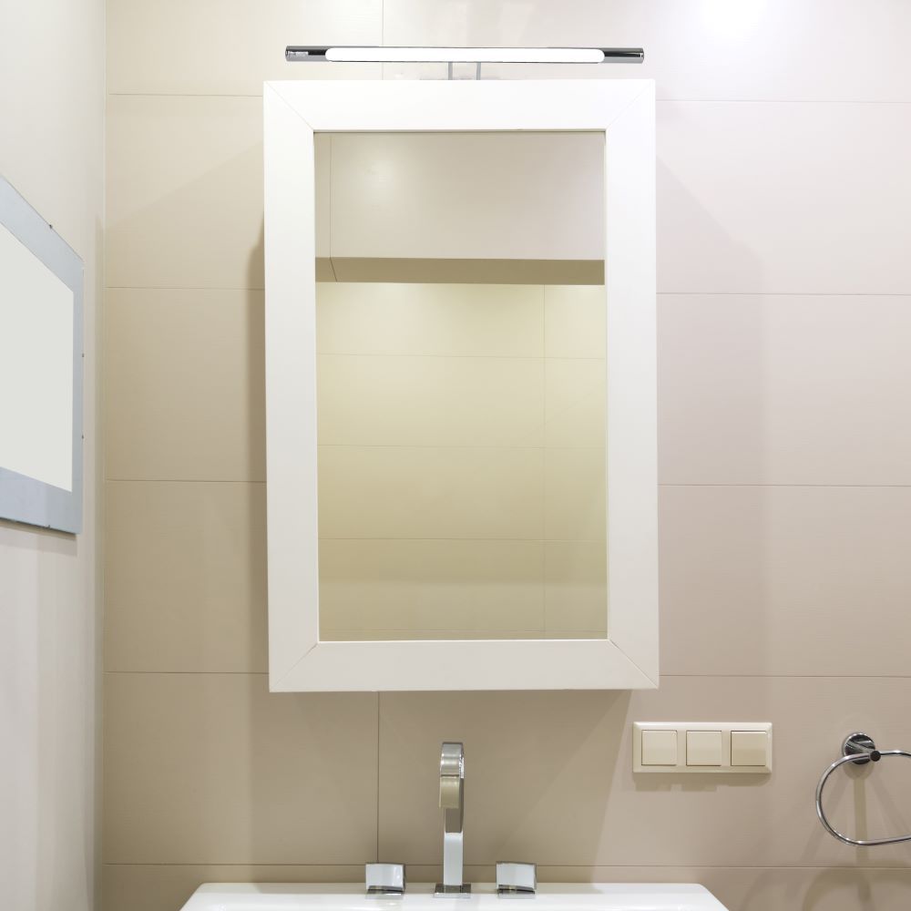 8W LED Picture/Mirror Lamp Chrome 3000K 500 img 1