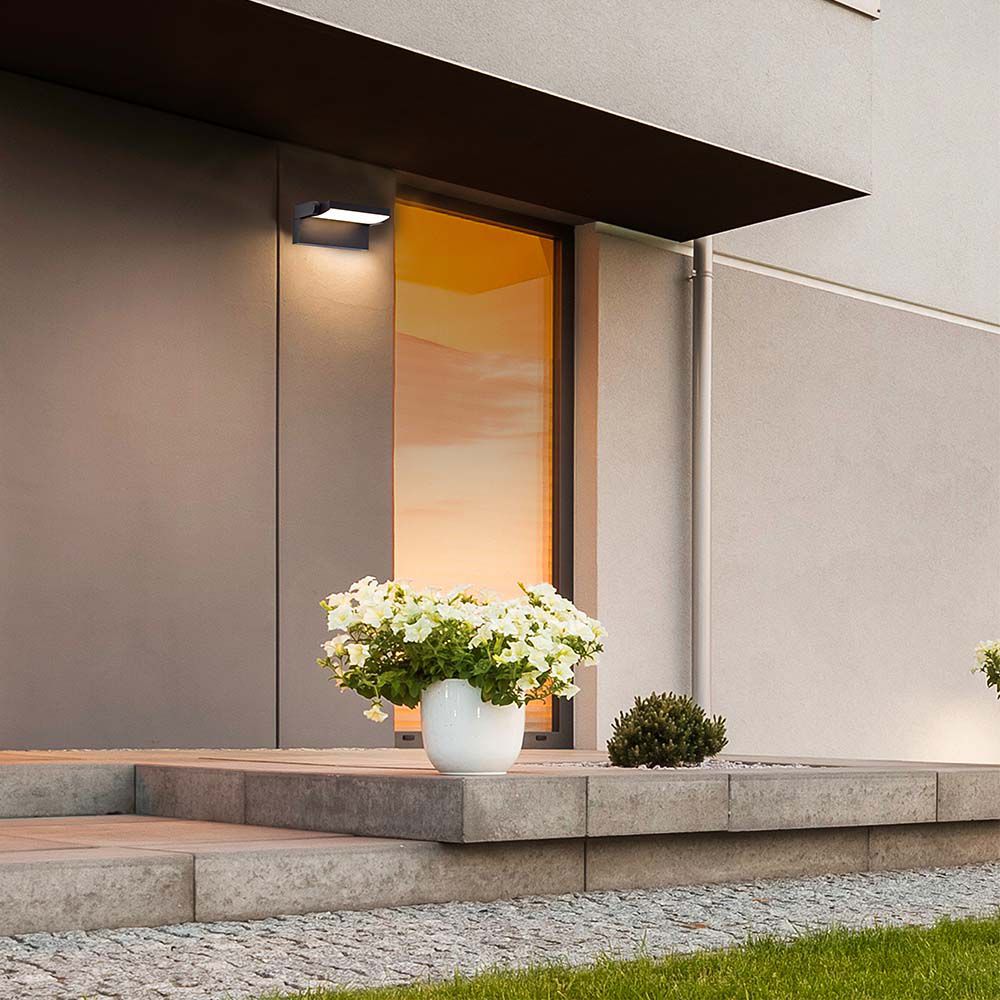 20W LED Wall Black Body 3000K IP65