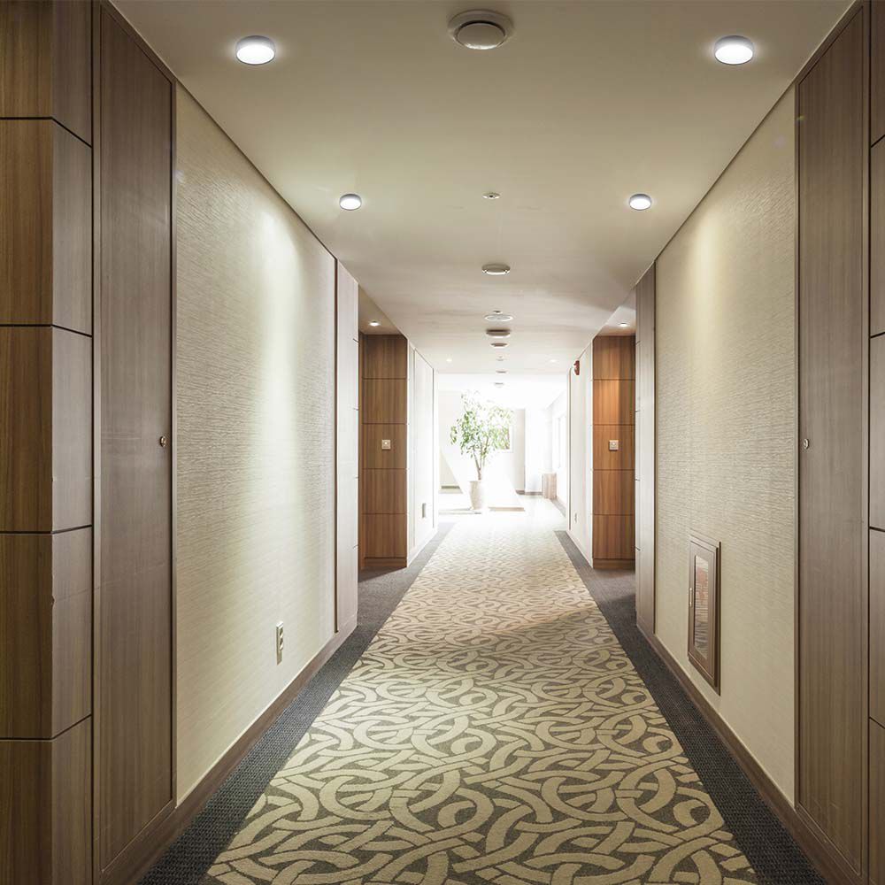 GU10 Fitting Round White Frame  White Reflector