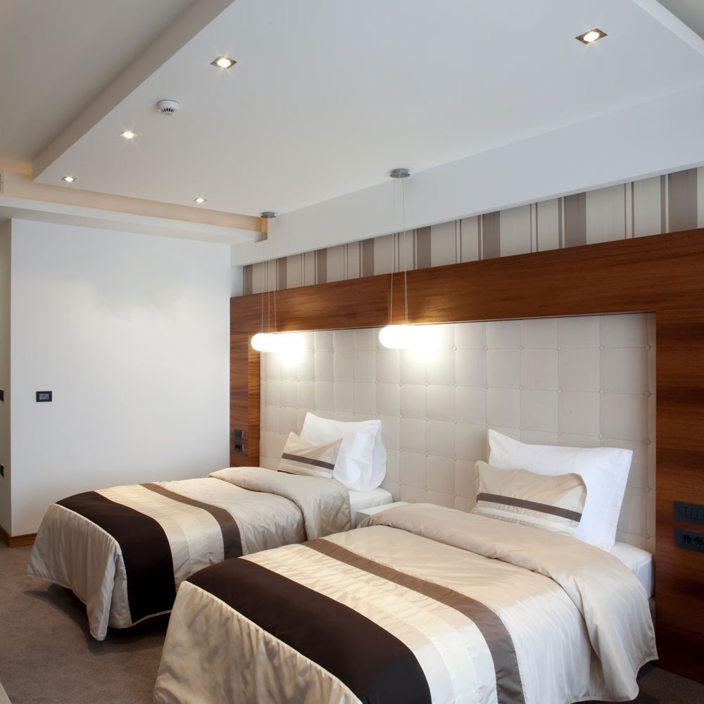 GU10 Corpo Quadrato Regolabile Chrome