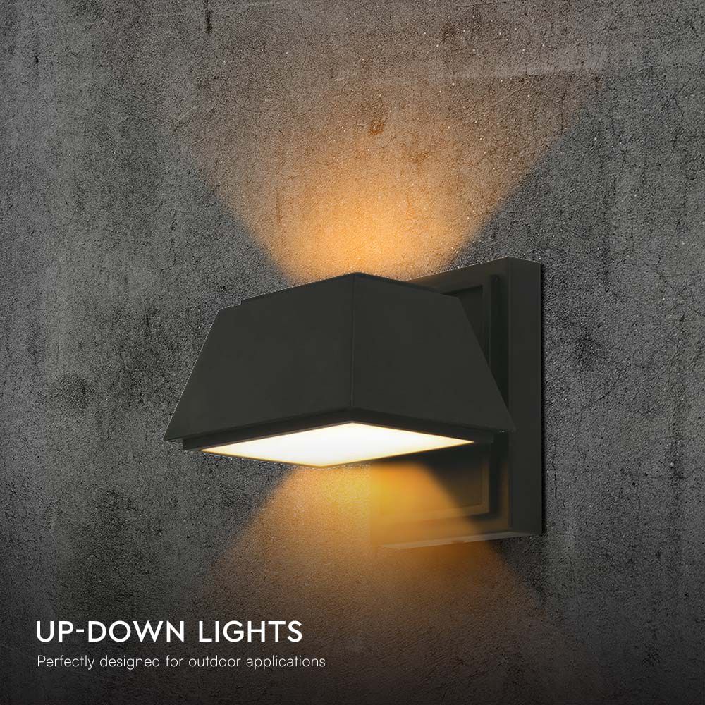 Lampada LED da Muro 15W 120LM/W Doppio Fascio Luminoso Colore Nero 3000K IP65