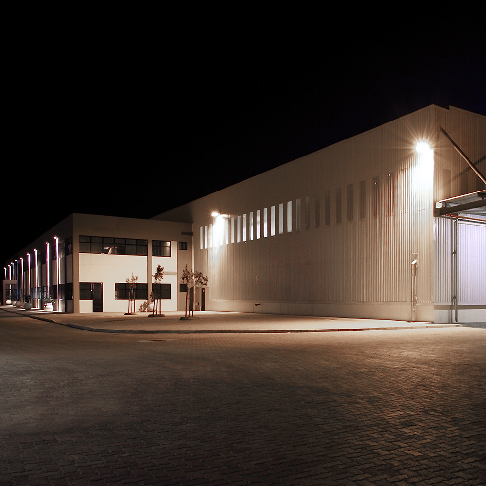 50W LED Floodlight With Milky PC Cover CCT 3IN1 img 1