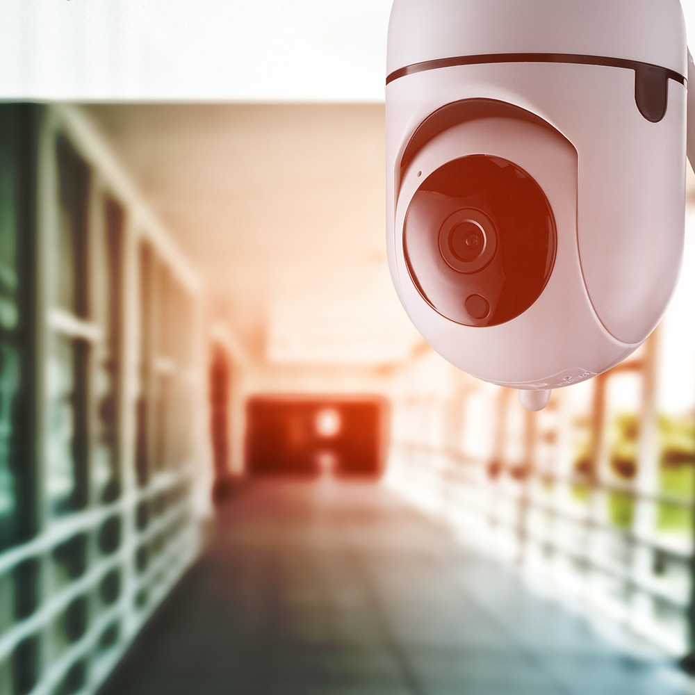 1080P IP Indoor Camera EU Power Plug & Auto Track Function img 1