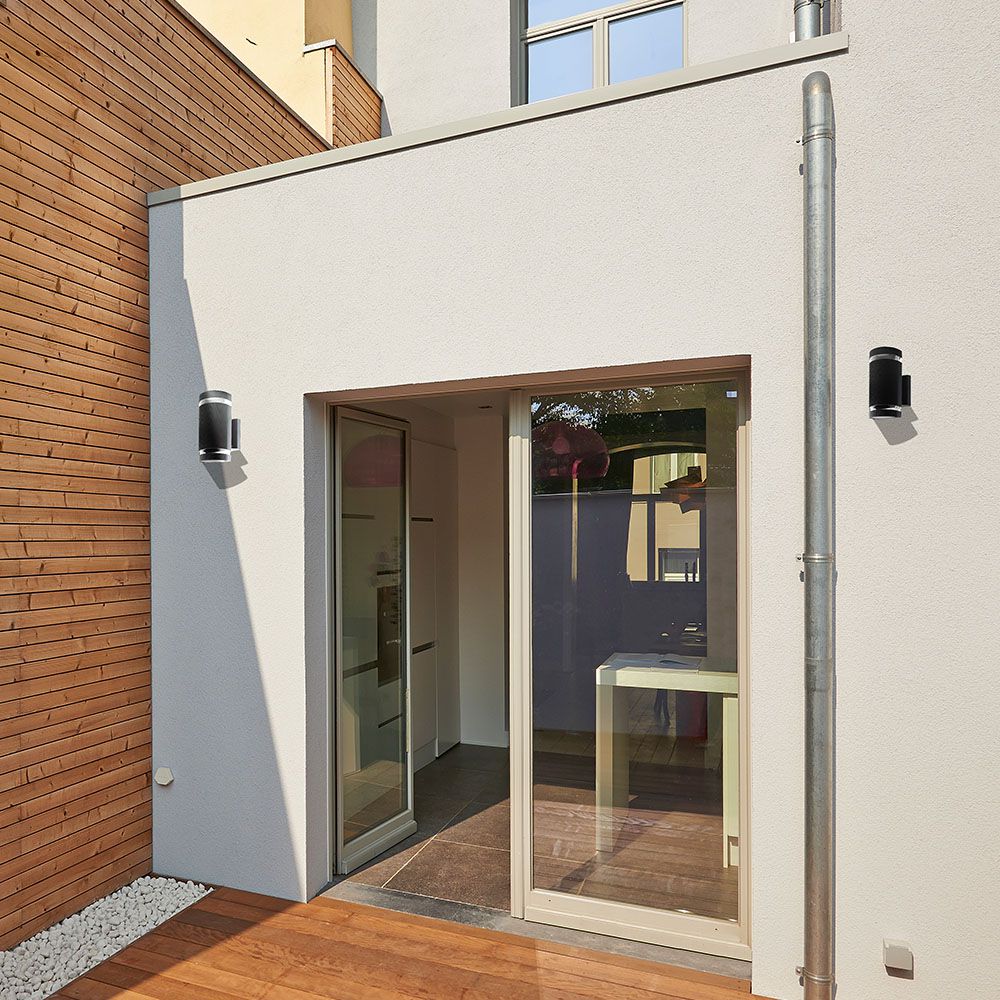  Wall Light Black Body IP44 E27 Round