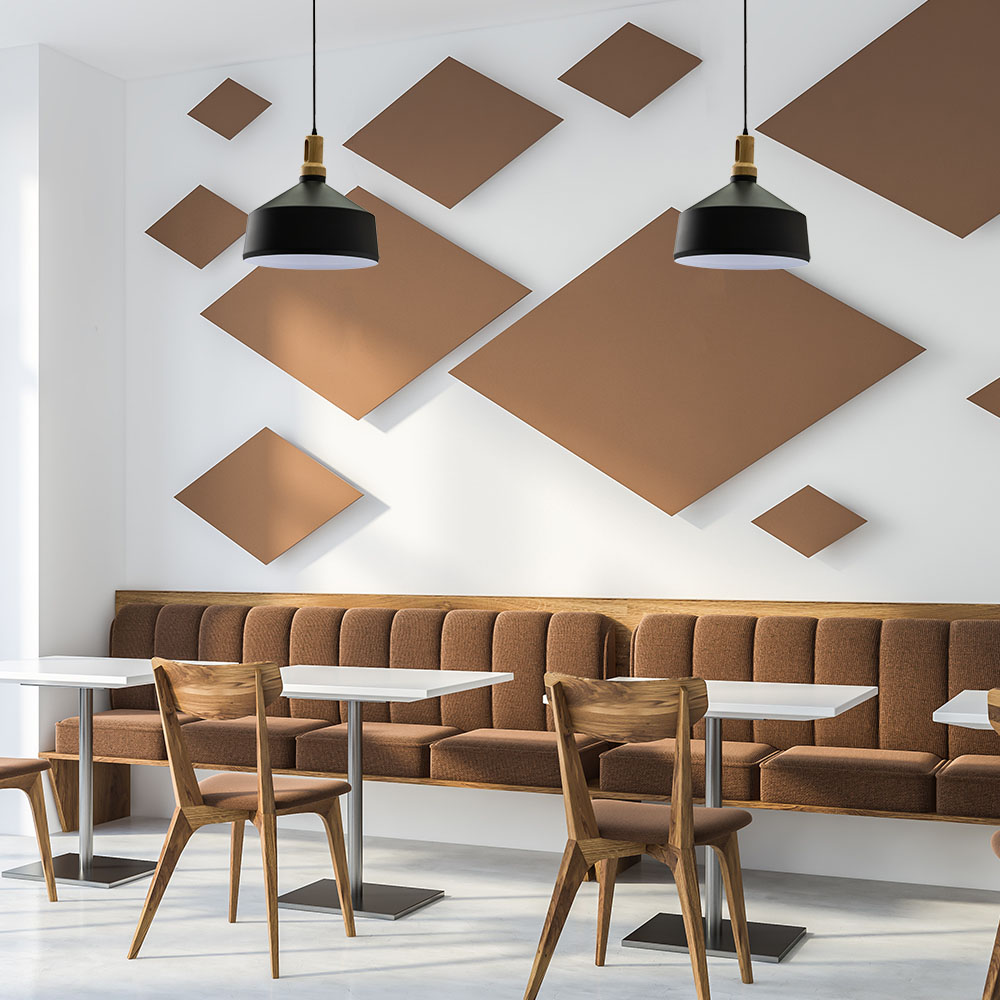 Lampadario con Portalampada Parabola Nera Base in legno Ampio