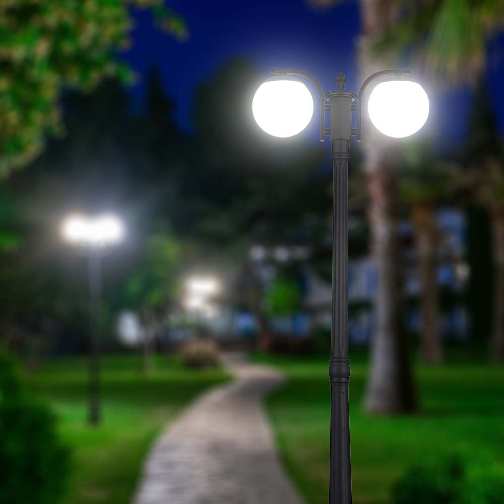 Stand Lamp 2*E27 Matt Black Opal Plastic C Ball img 1