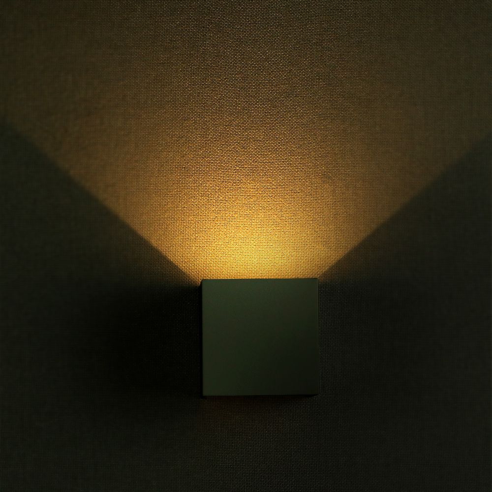 5W Wall Lamp With Bridglux Chip Grey Body Square IP65 3000K img 1